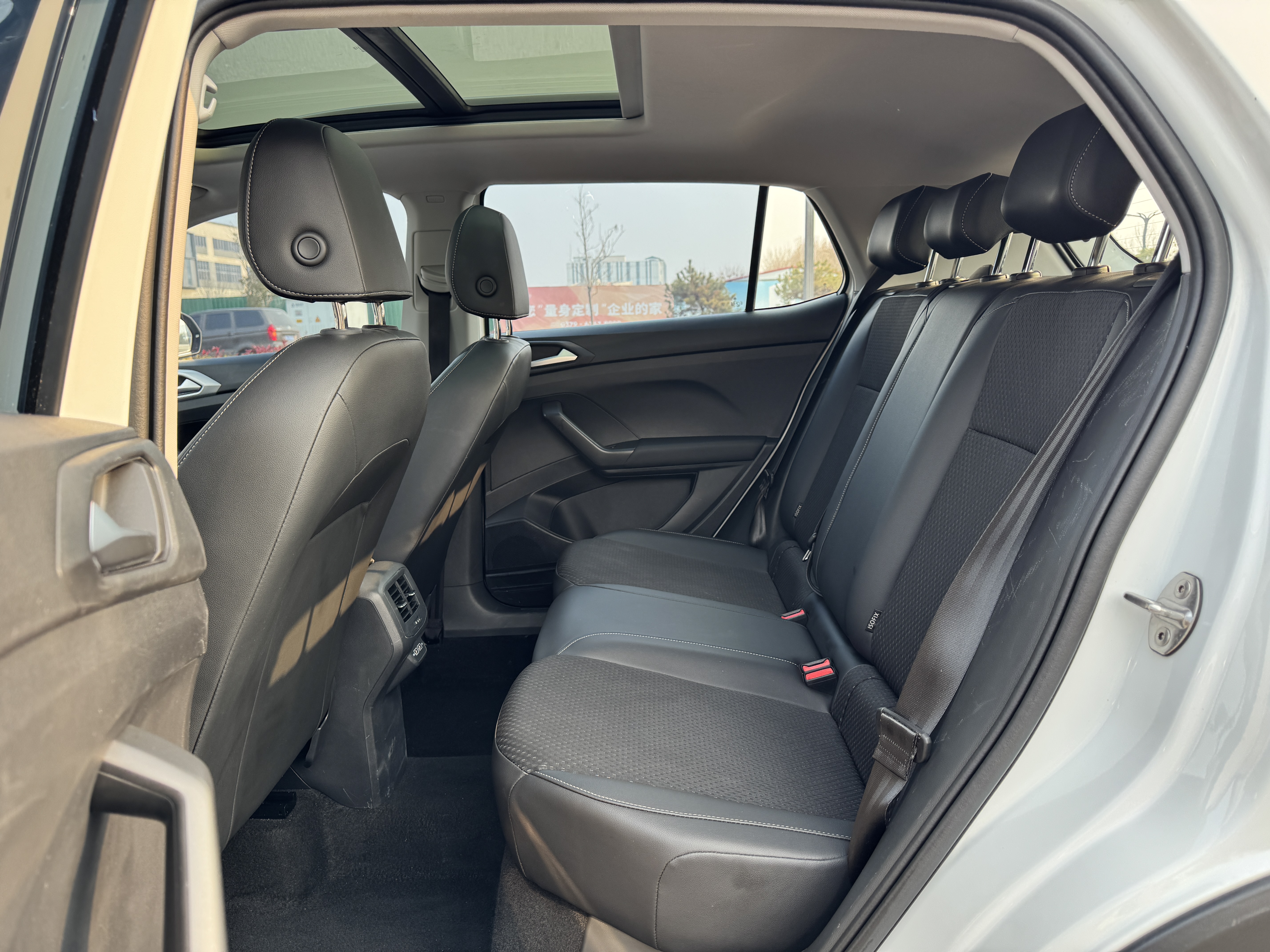 Volkswagen Tacqua 2024 car image #8