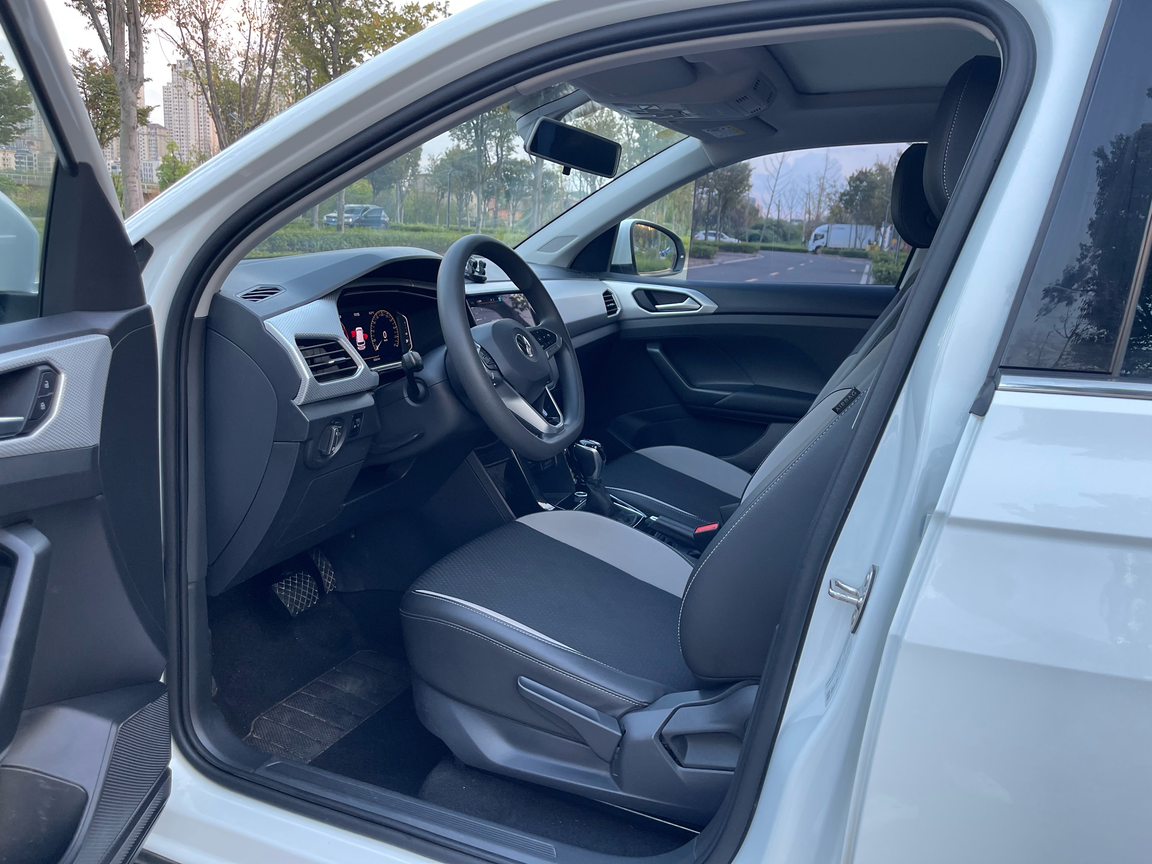 Volkswagen Tacqua 2023 #8 Volkswagen Tacqua 2023 car image #8