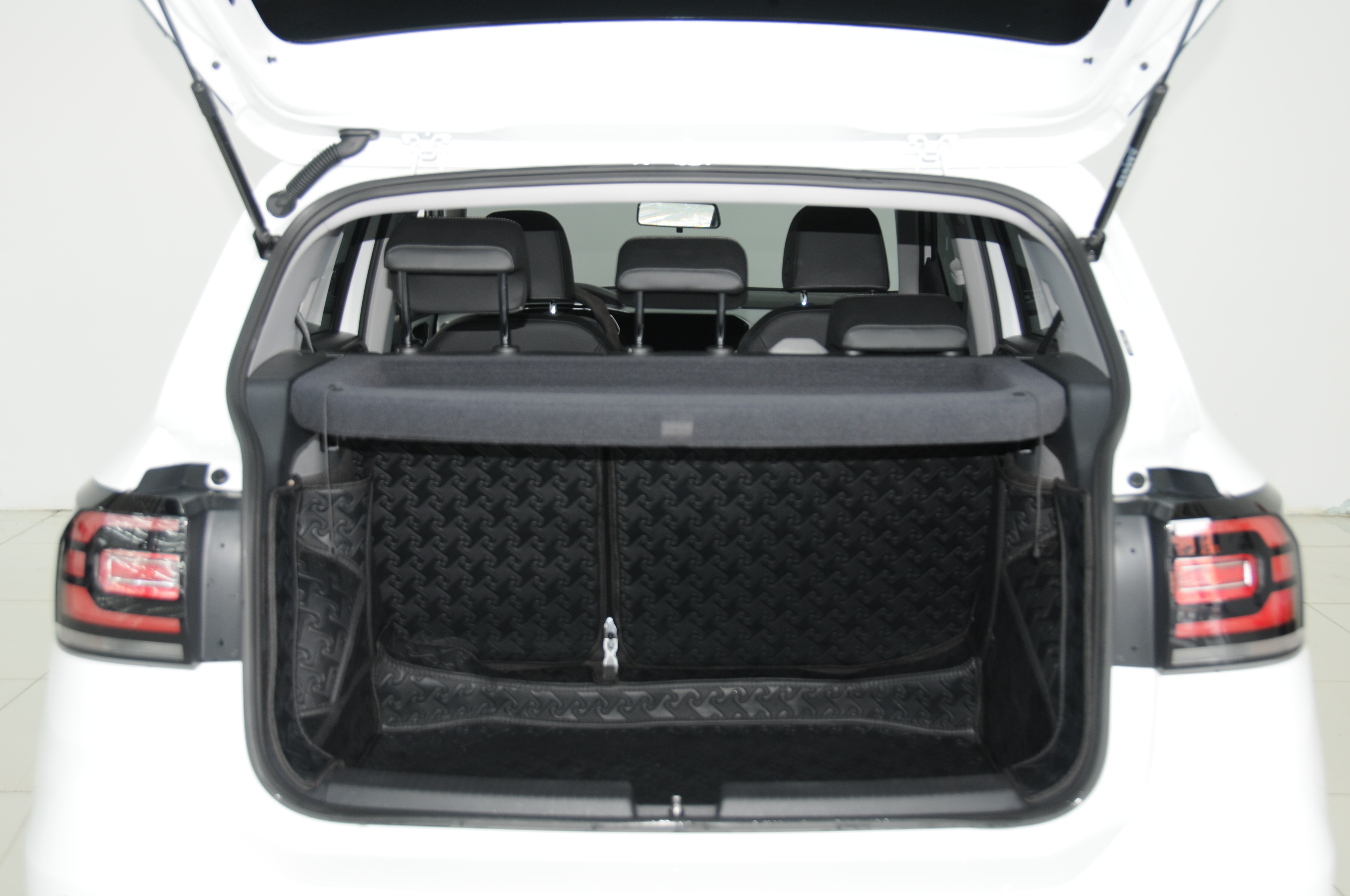 Volkswagen Tacqua 2025 #8 Volkswagen Tacqua 2025 car image #8
