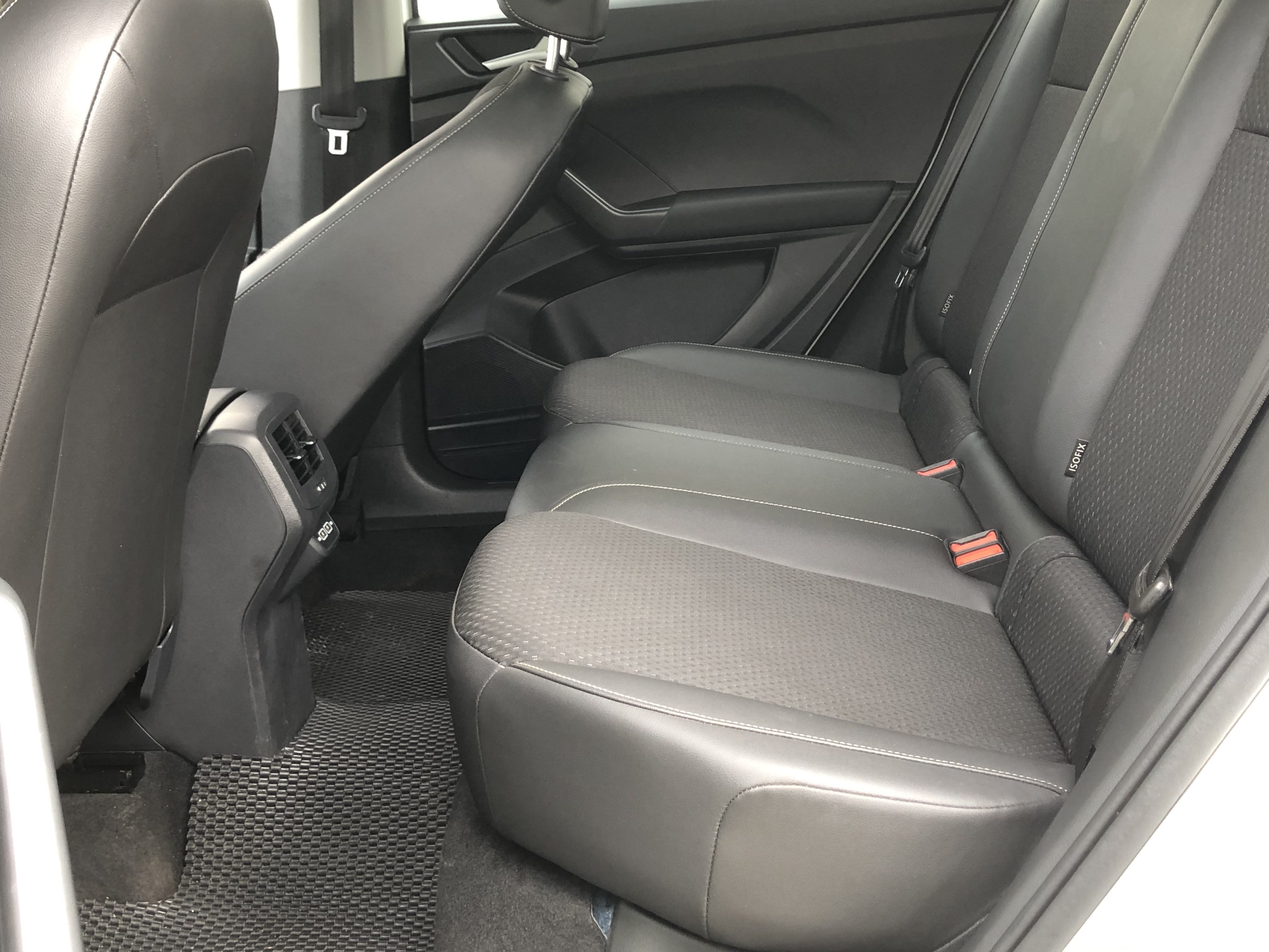 Volkswagen Tacqua 2023 car image #8