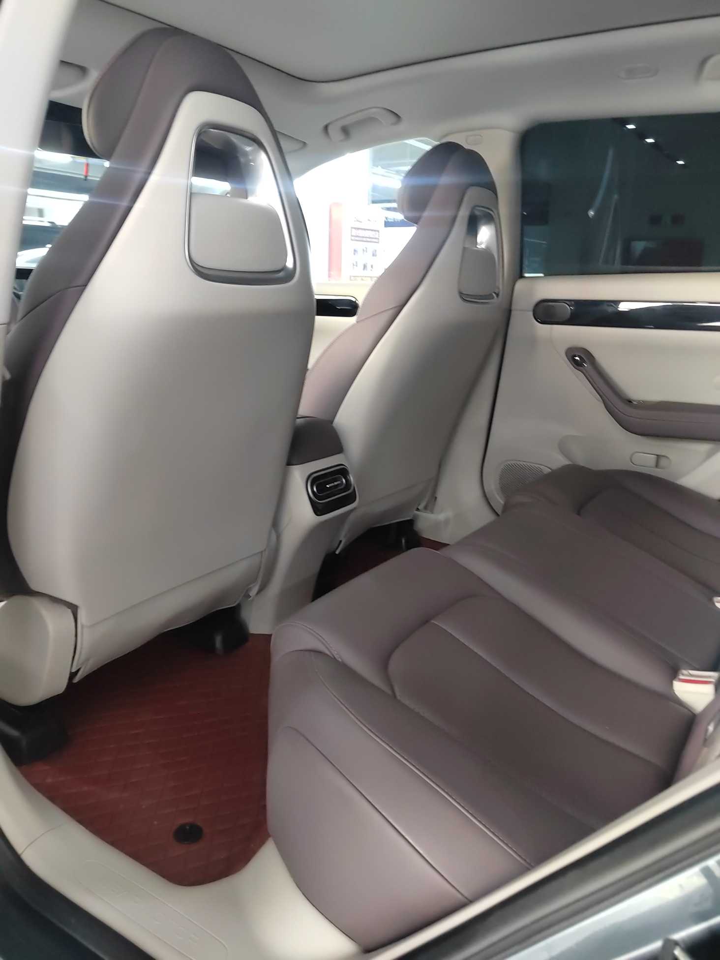 零跑汽车 零跑C11 2023 汽车图片 #8