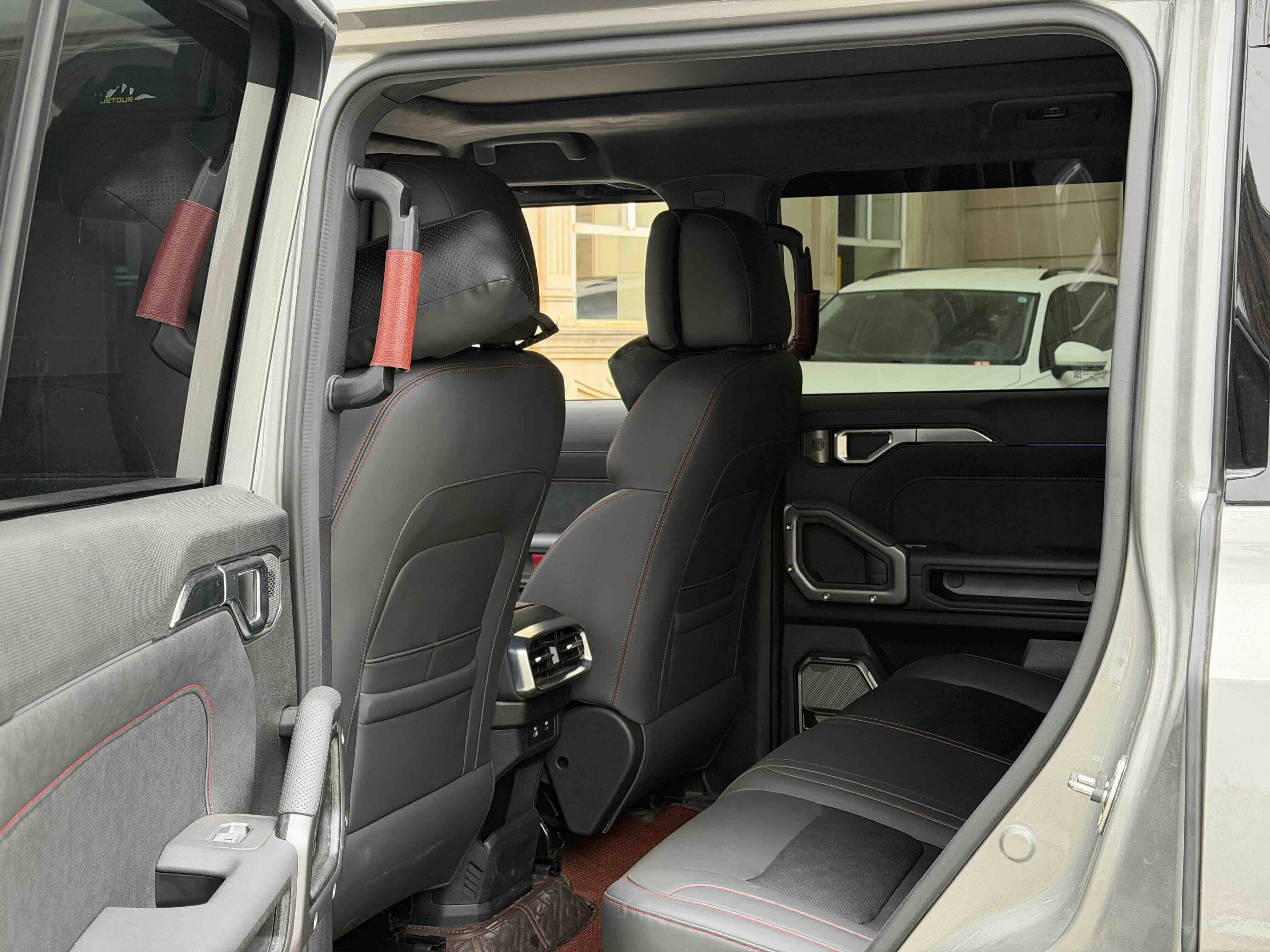 Jetour Traveller 2025 #8 Jetour Traveller 2025 car image #8