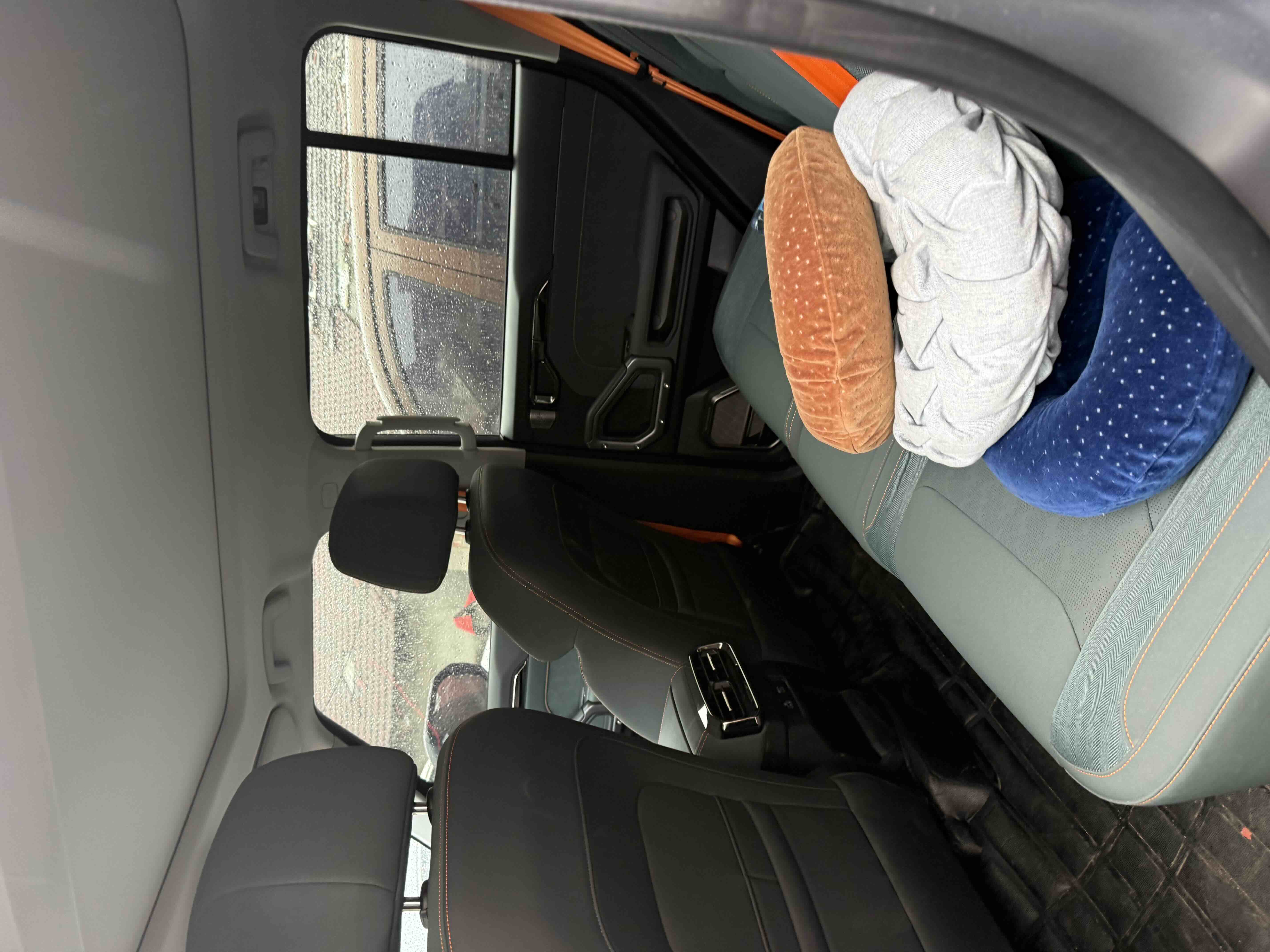 Jetour Traveller 2024 car image #8