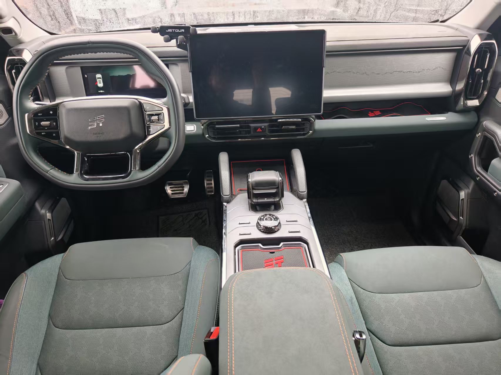 Jetour Traveller 2023 car image #8