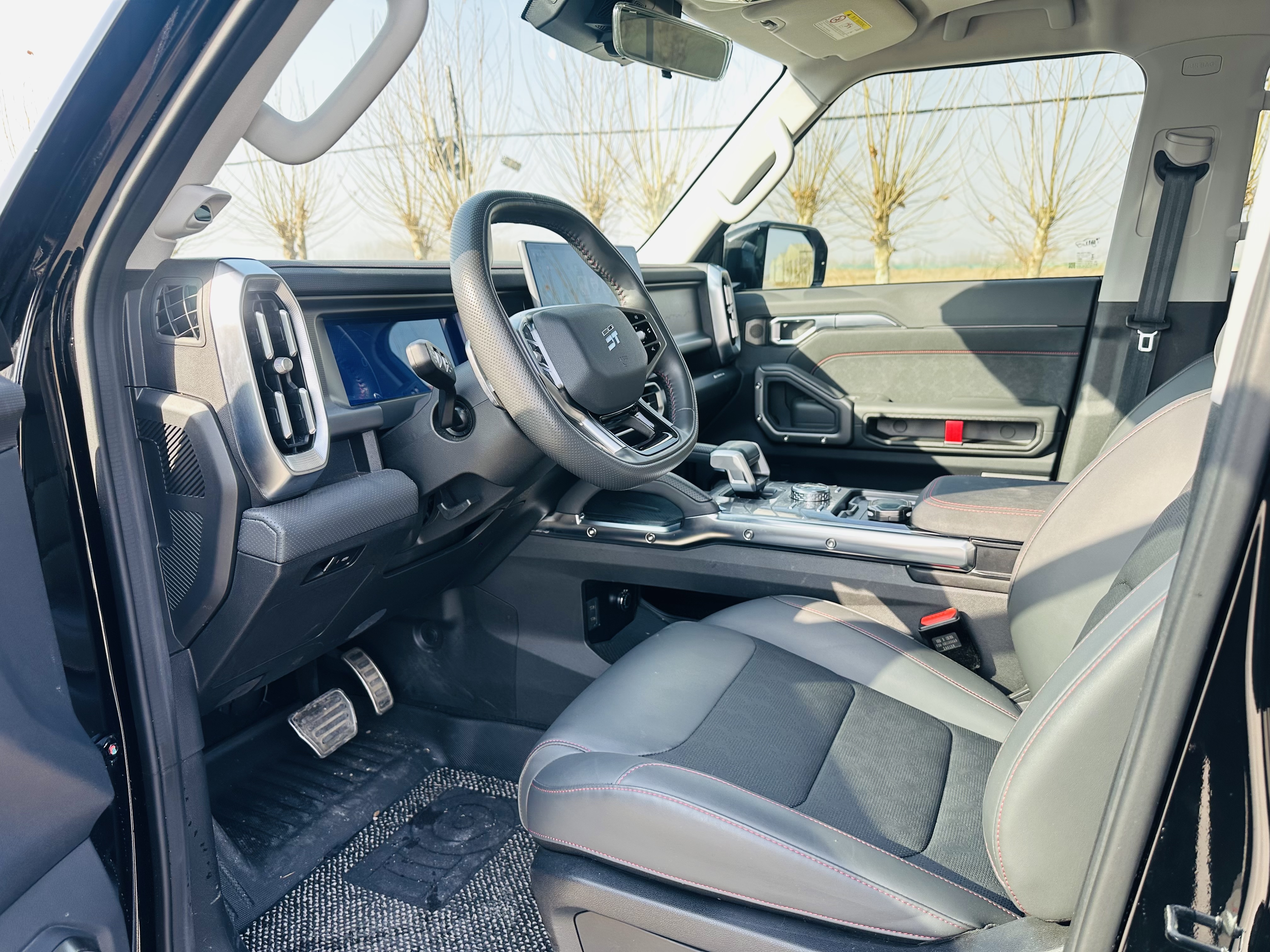 Jetour Traveller 2024 car image #8
