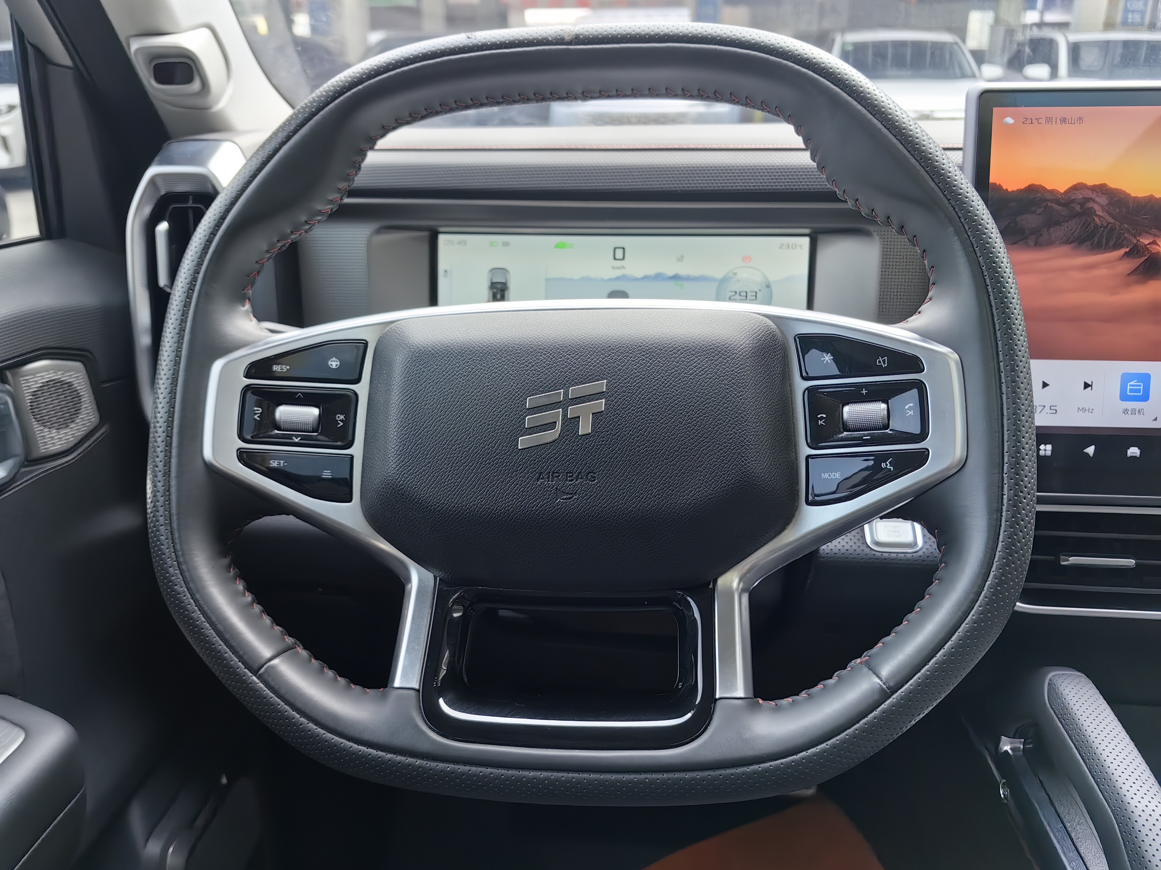 Jetour Traveller 2024 #8 Jetour Traveller 2024 car image #8