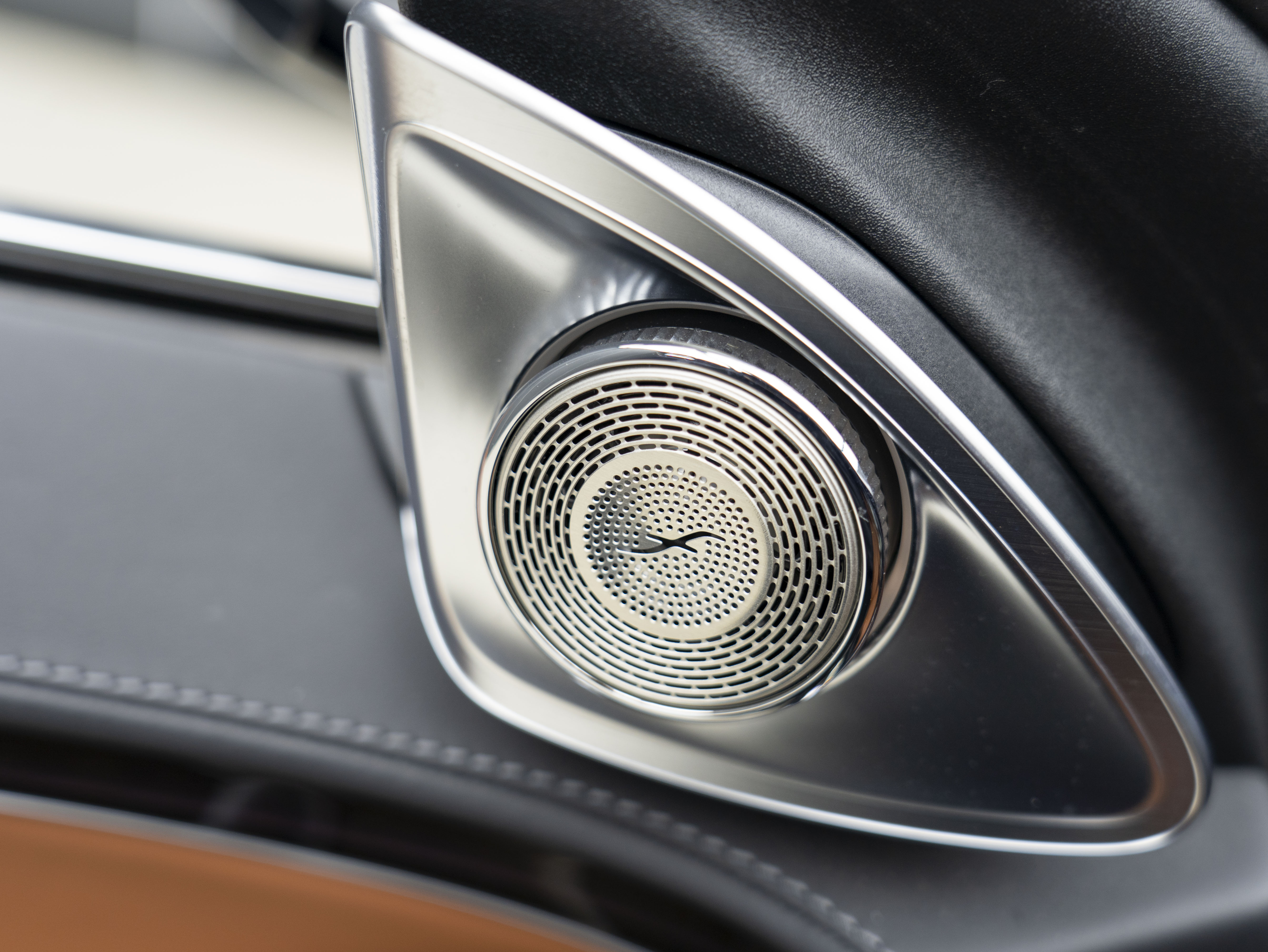 Mercedes-Benz Maybach S Class 2023 car image #8