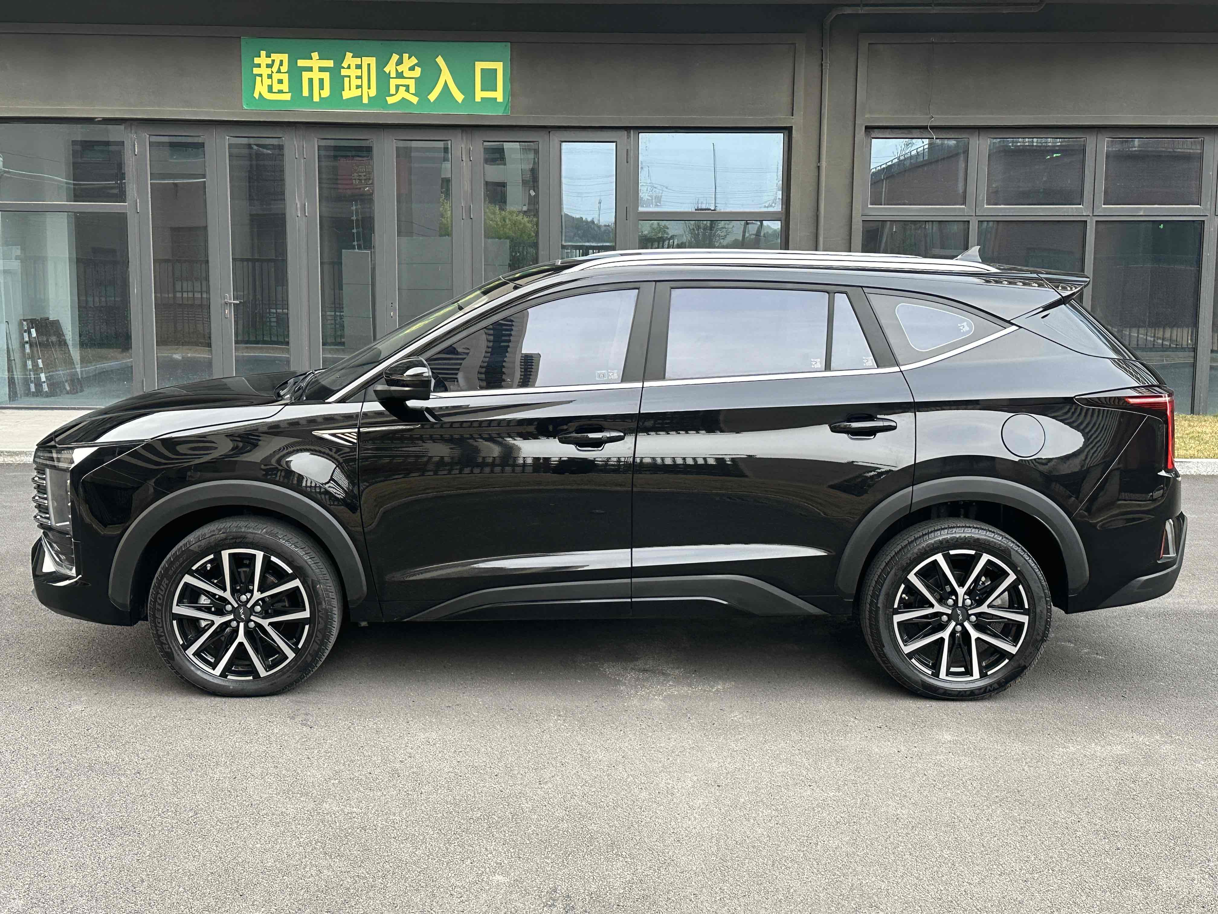 JAC X8 PLUS 2024 car image #8