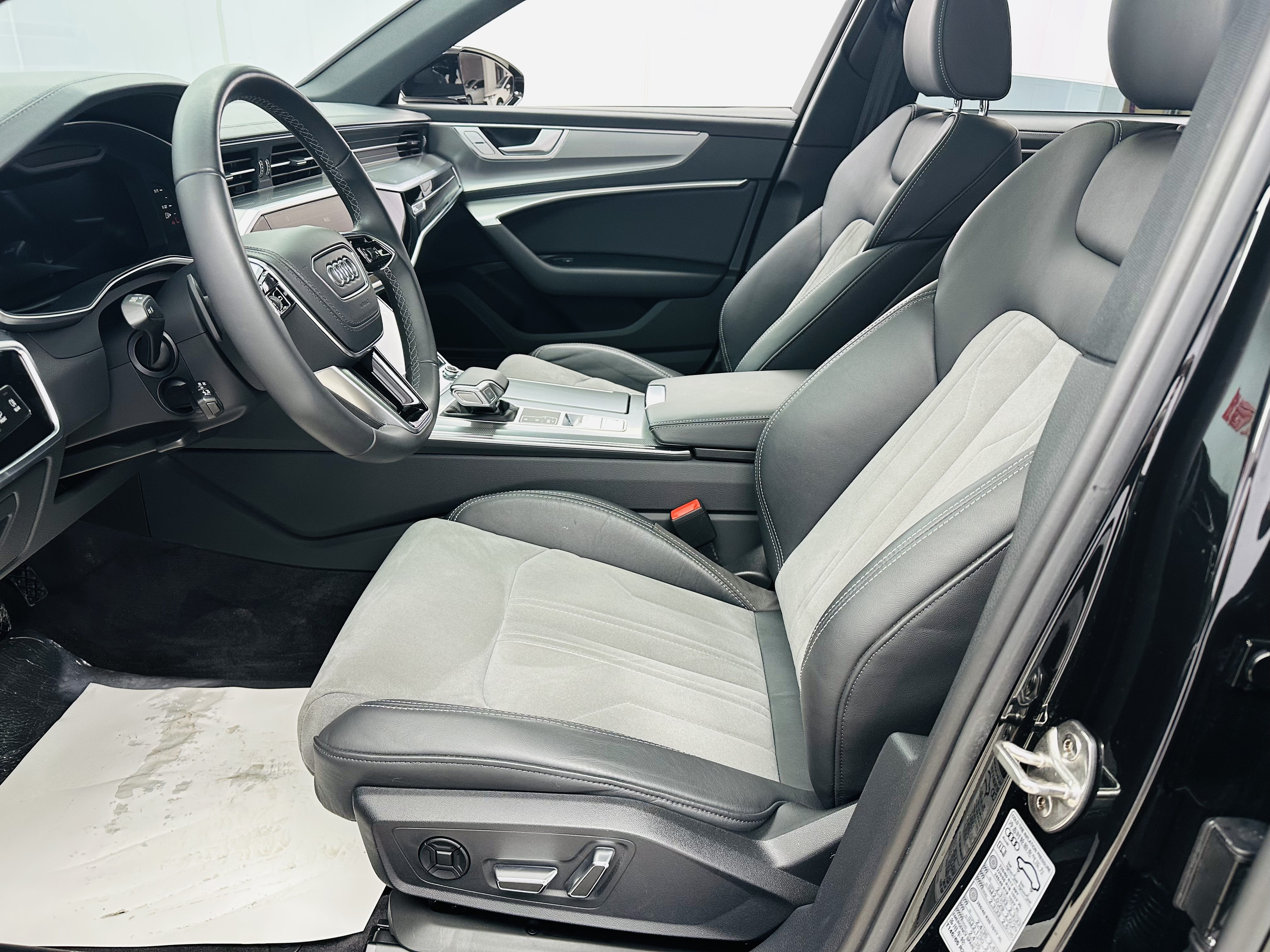 Audi A6L 2025 car image #8