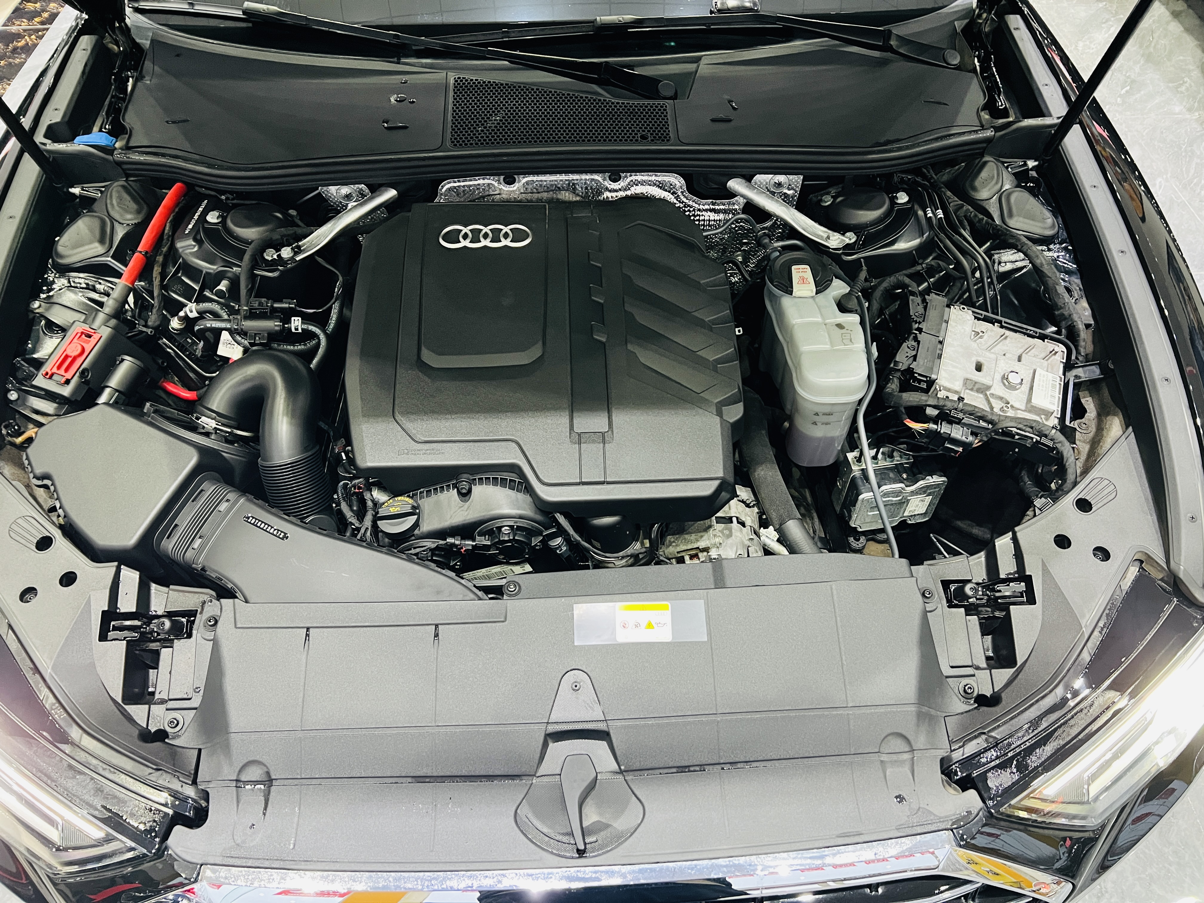 Audi A6L 2024 car image #8