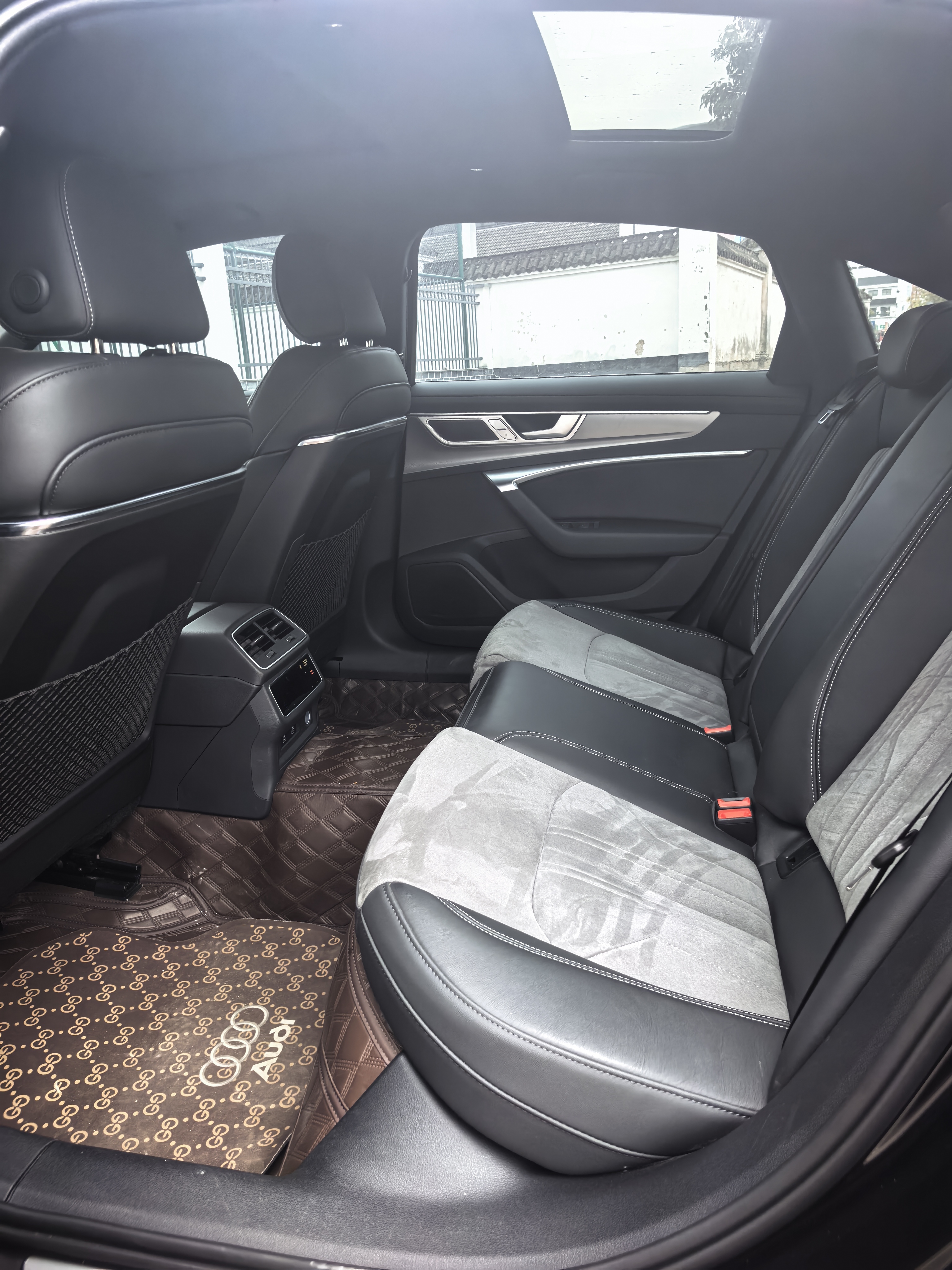 Audi A6L 2024 #8 Audi A6L 2024 car image #8