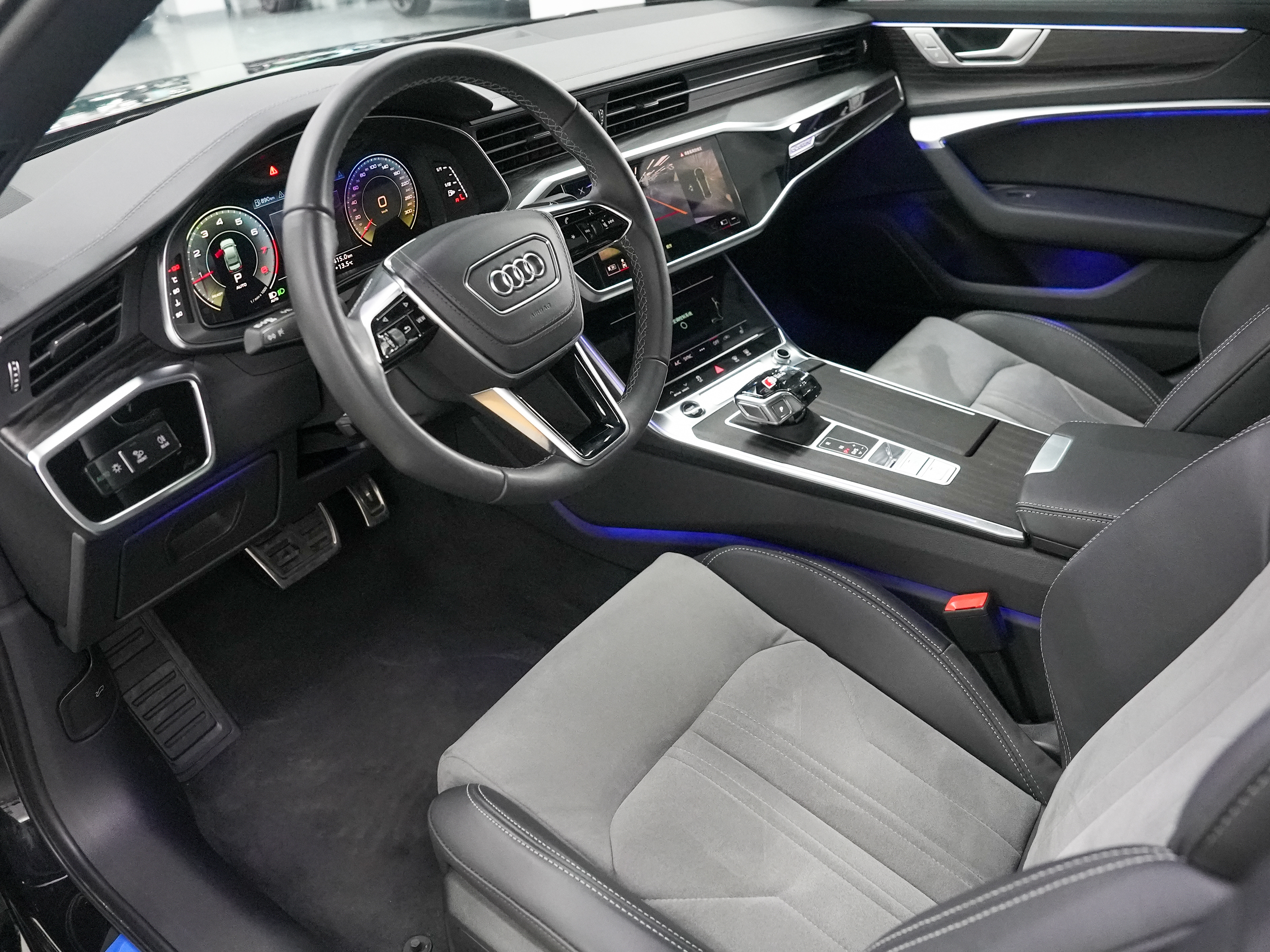Audi A6L 2024 car image #8