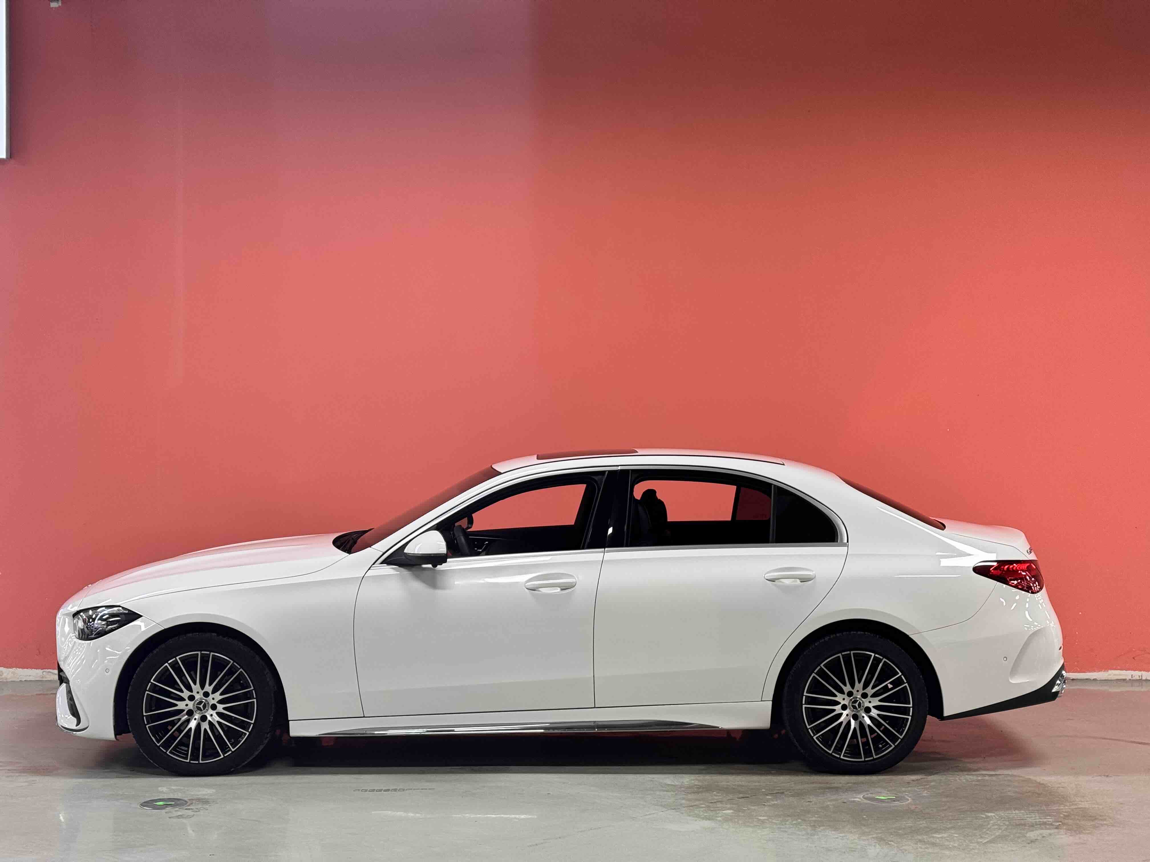 Mercedes-Benz C Class 2023 car image #8