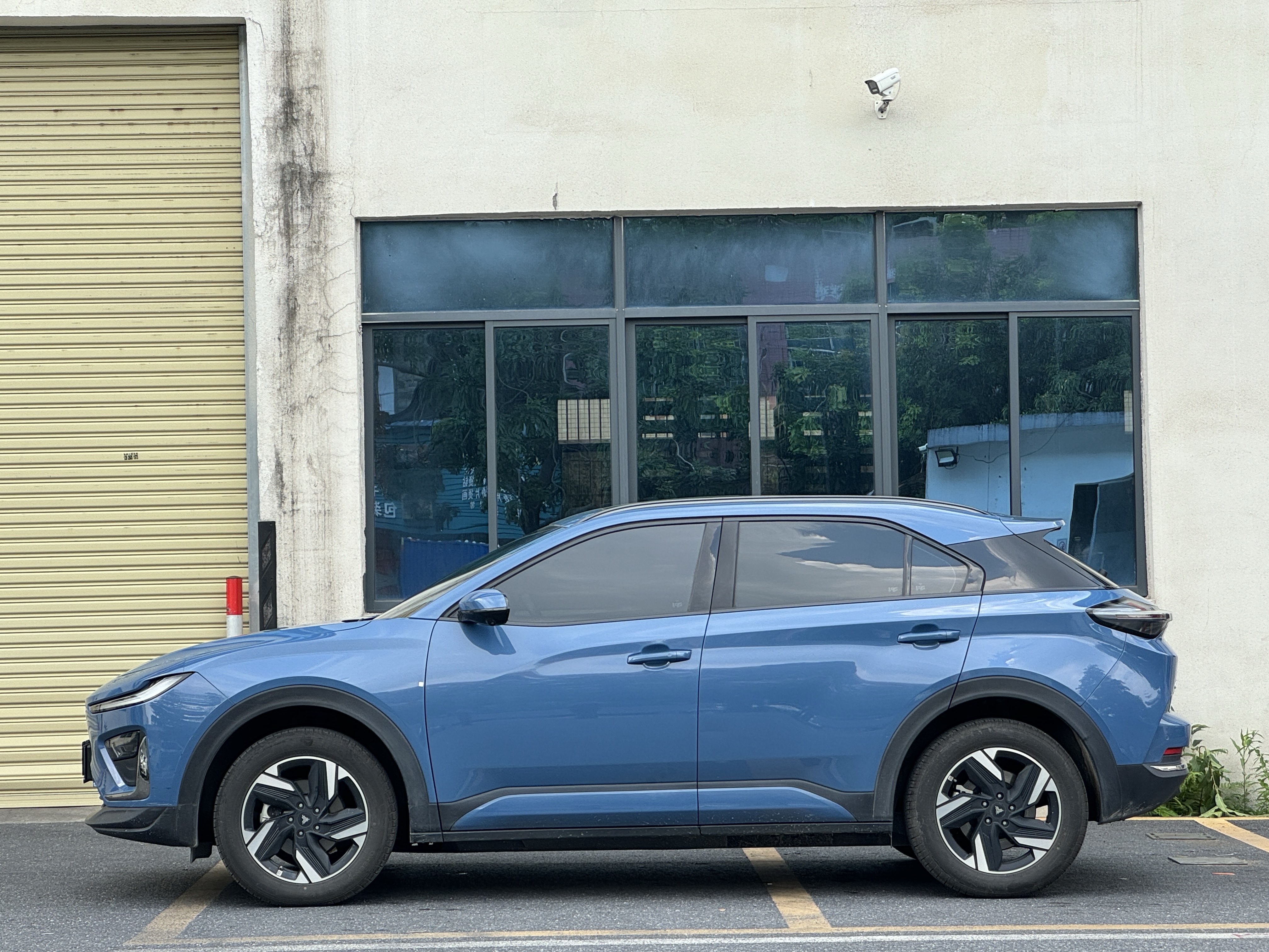 哪吒汽车 哪吒X 2024 #8 哪吒汽车 哪吒X 2024 汽车图片 #8