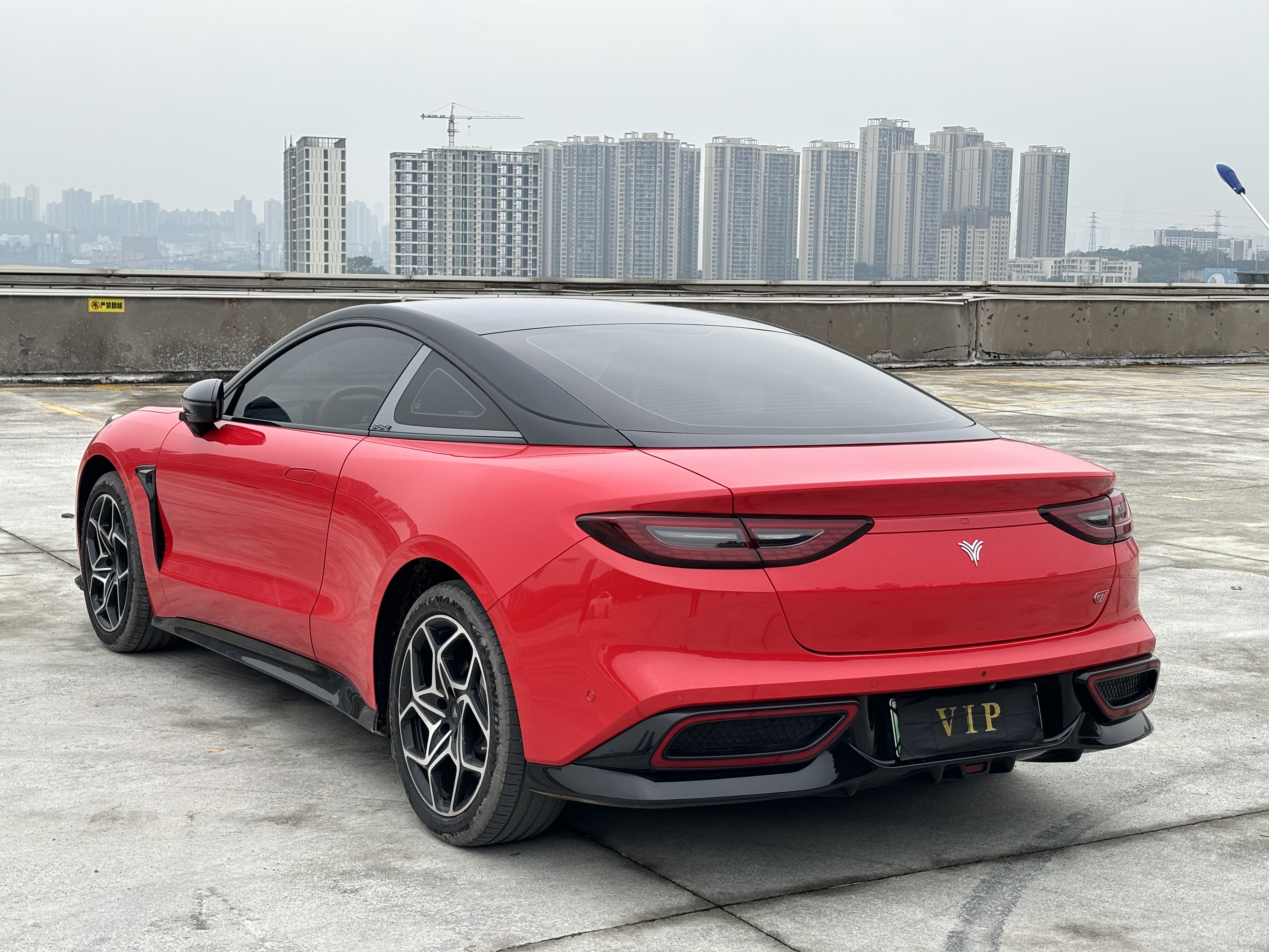 哪吒汽车 哪吒GT 2023 汽车图片 #8