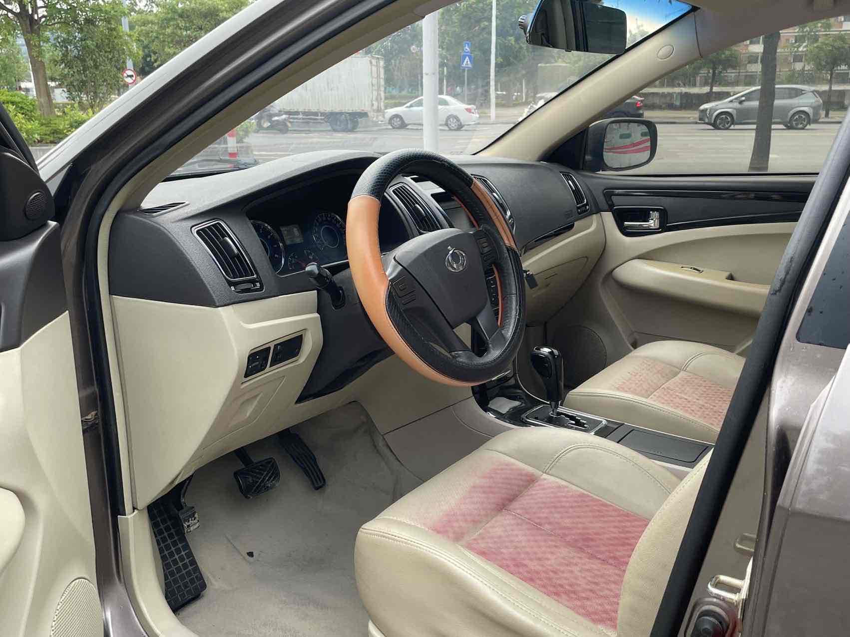 GEELY GC7 2014 car image #8