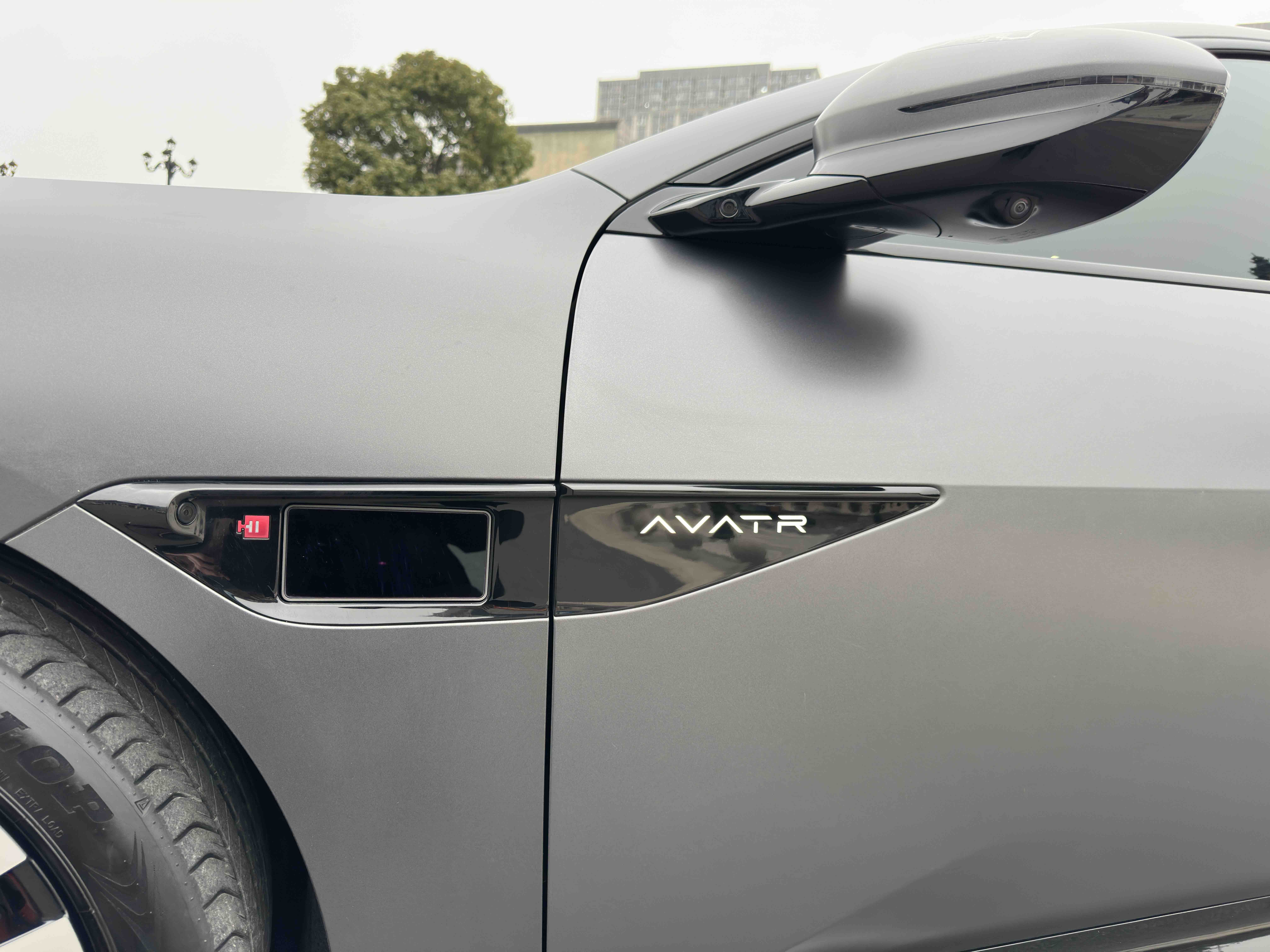 Avatr 12 2024 car image #8