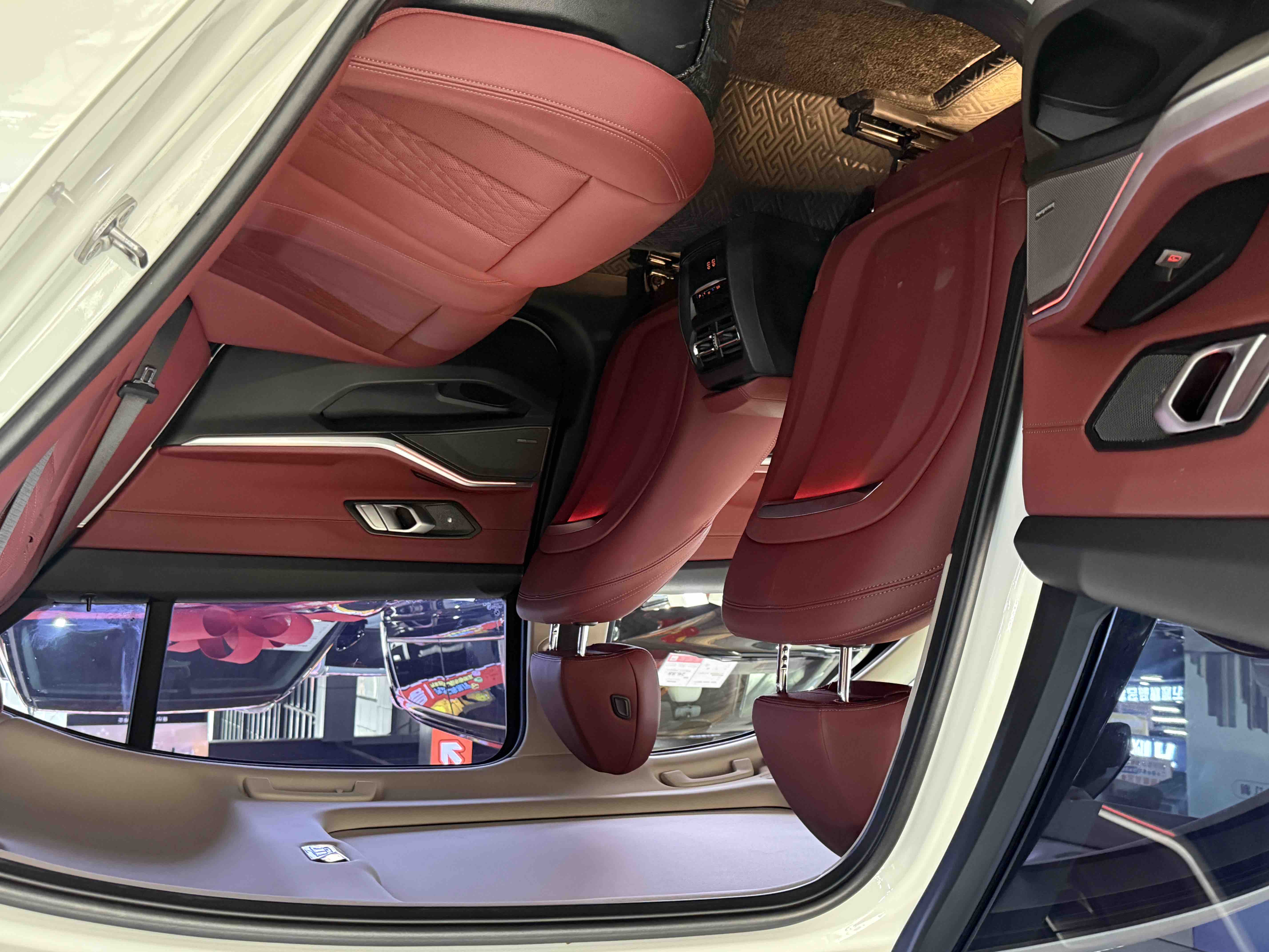 BMW 3 Series 2024 car image #8