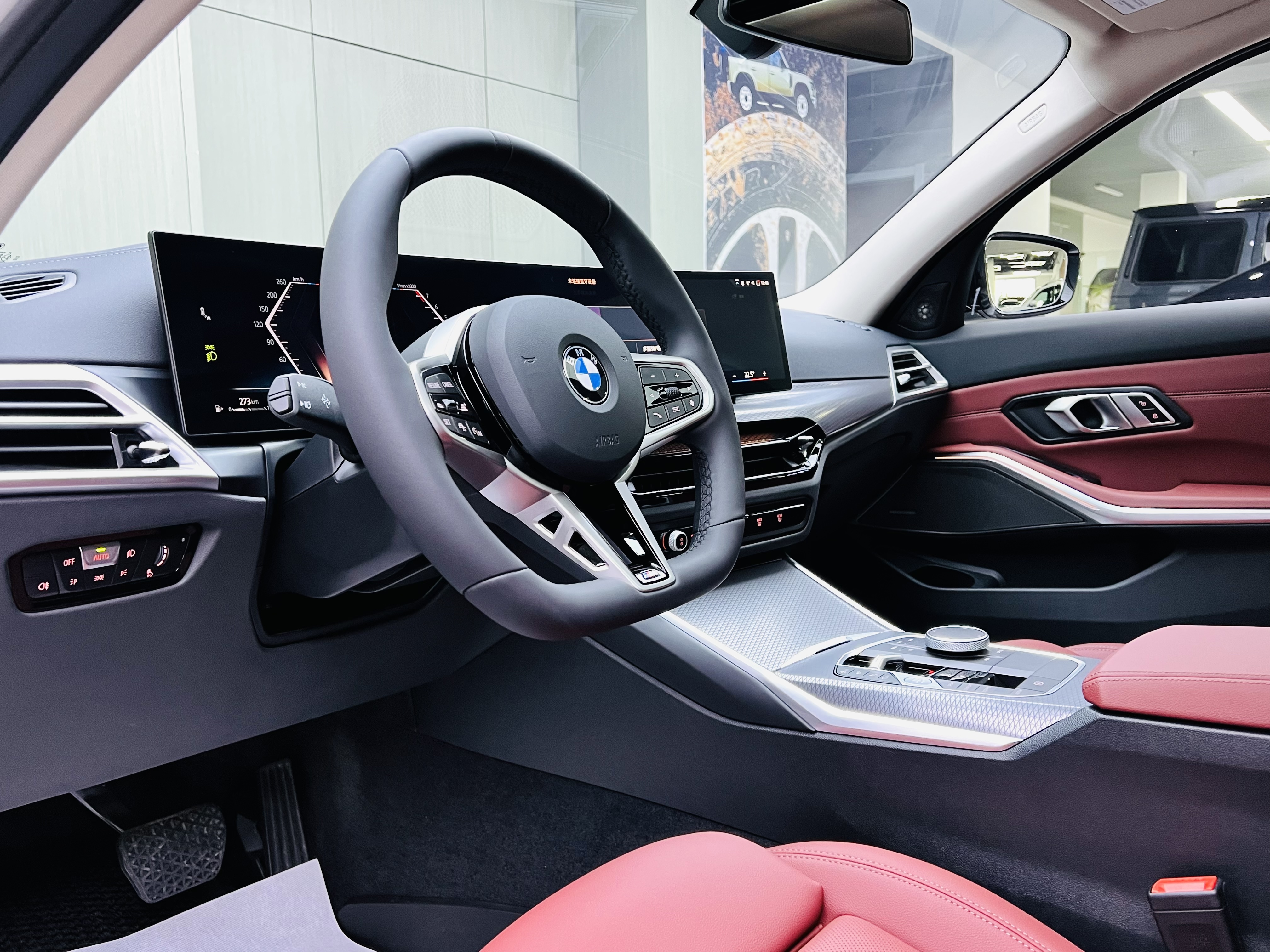 BMW 3 Series 2025 #8 BMW 3 Series 2025 car image #8