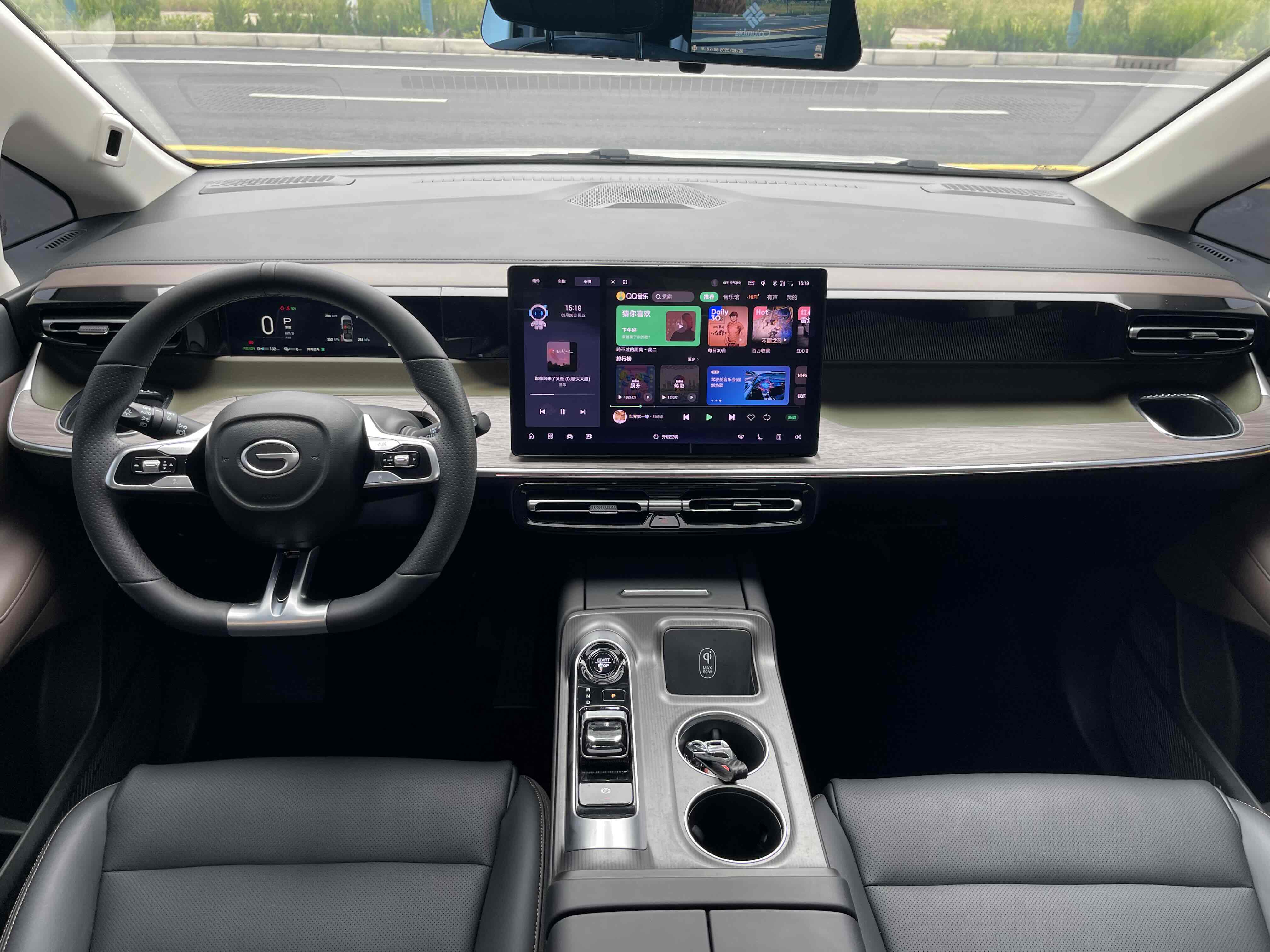 GAC Trumpchi E8 New Energy 2024 car image #8