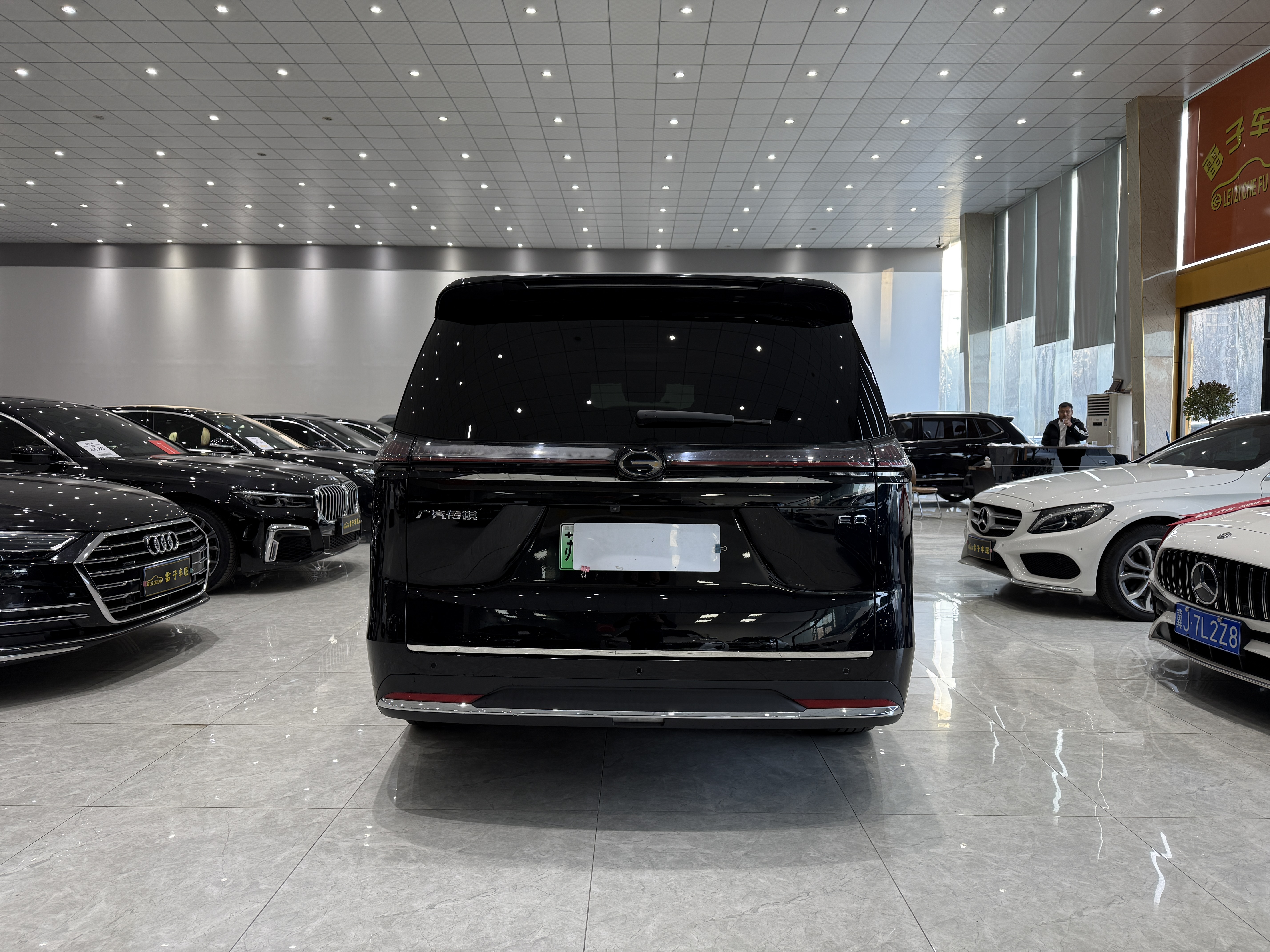 GAC Trumpchi E8 New Energy 2024 #8 GAC Trumpchi E8 New Energy 2024 car image #8