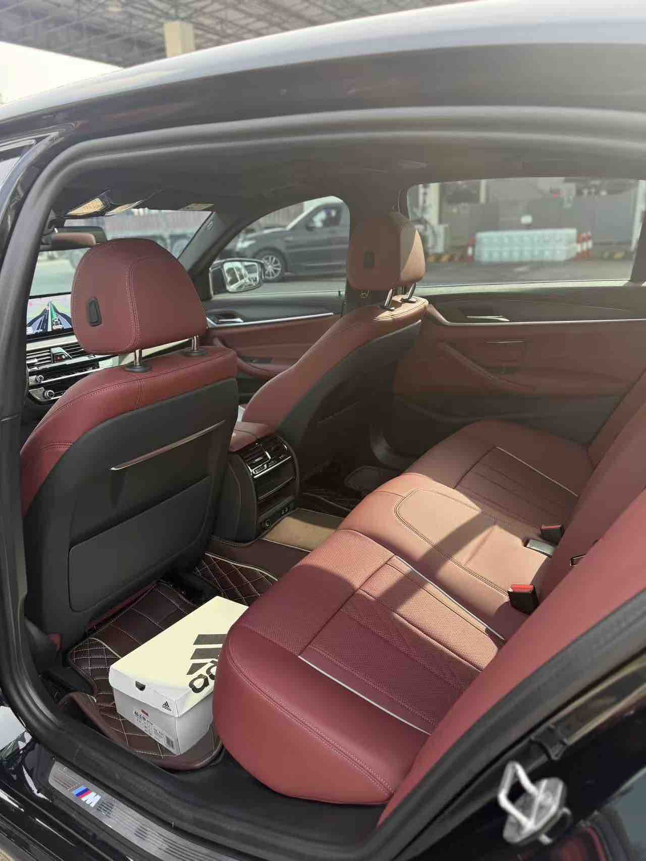 BMW 5 Series 2023 #8 BMW 5 Series 2023 car image #8