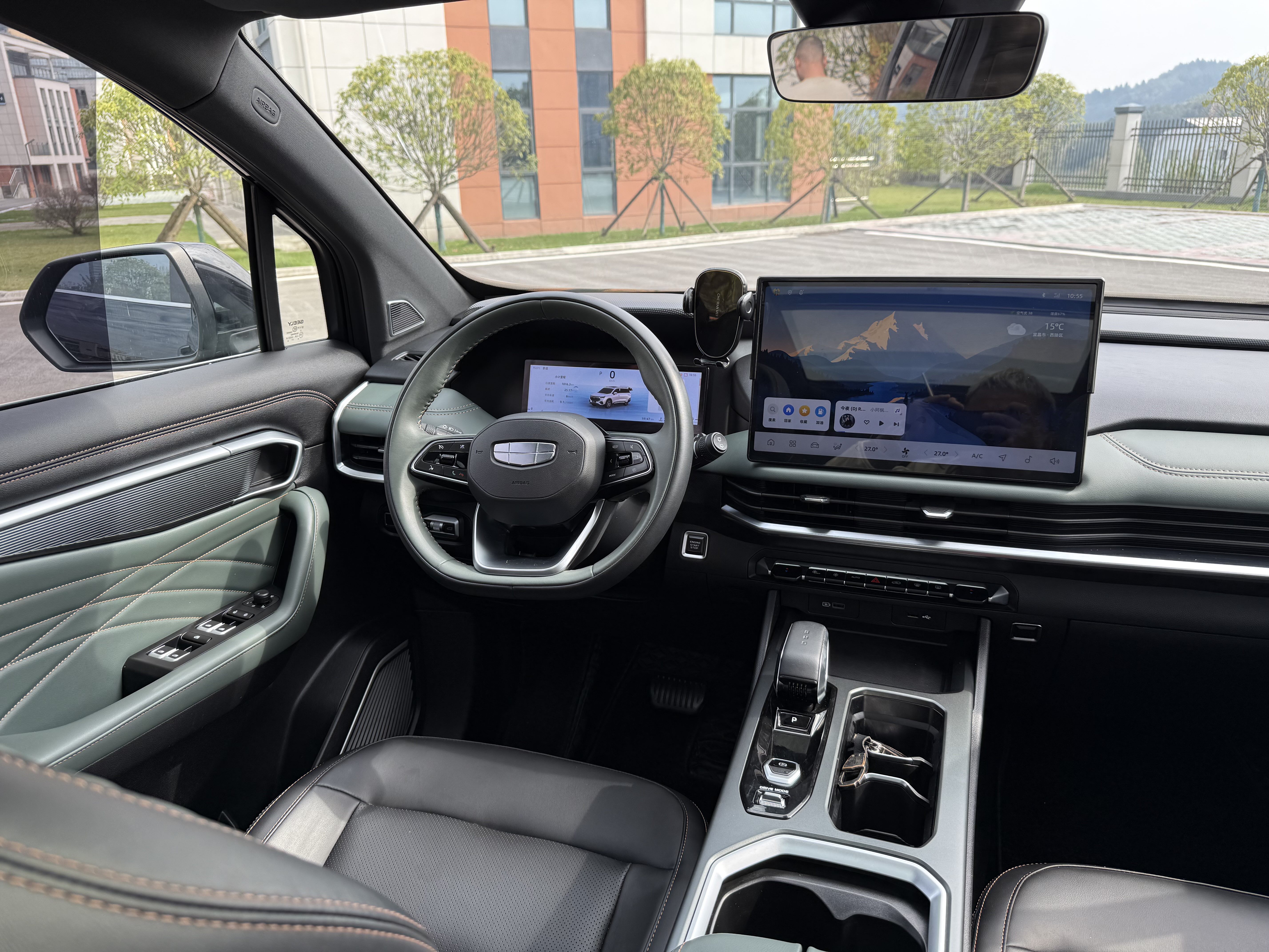 GEELY Okavango L 2024 immagine di auto #8