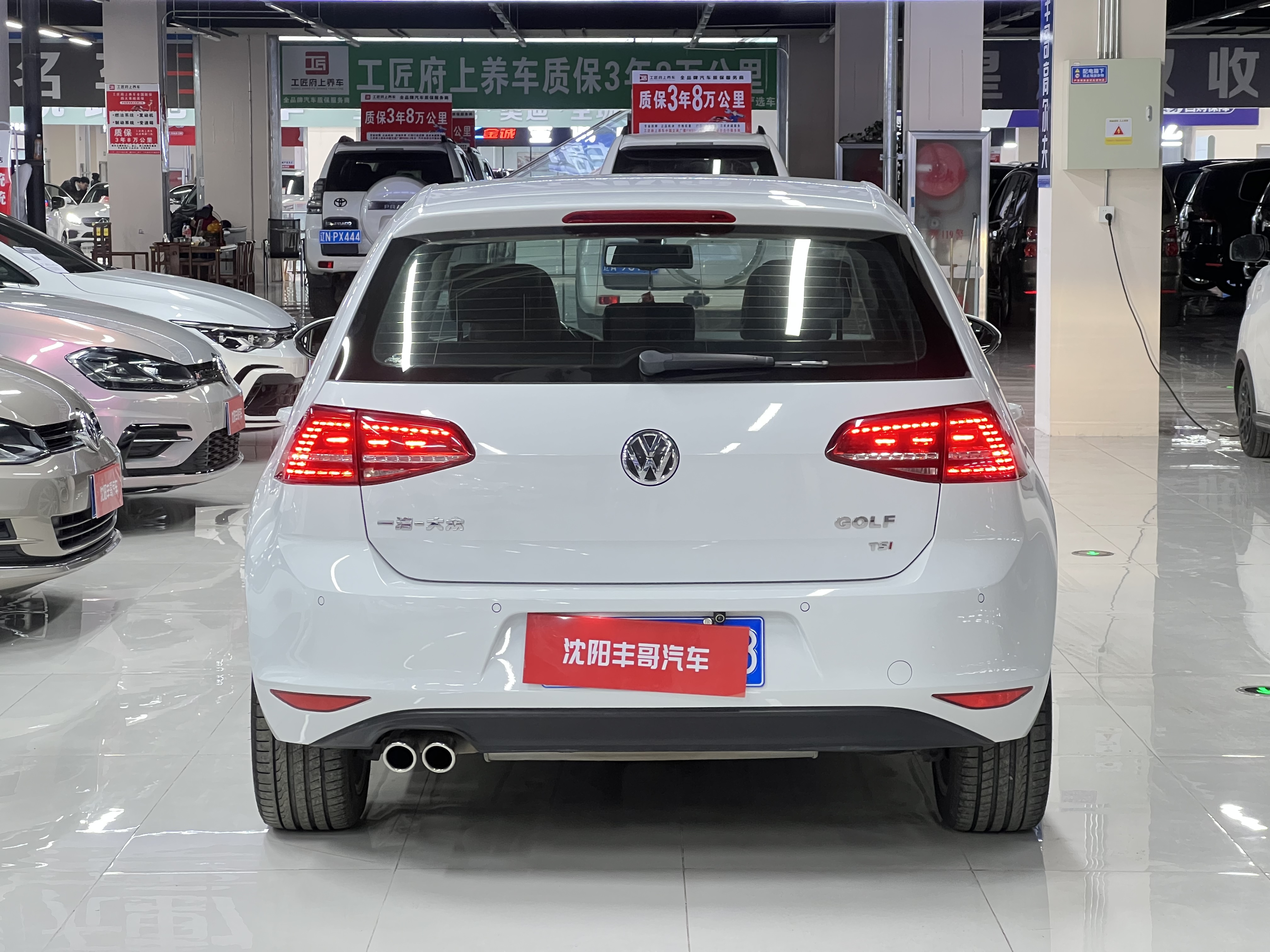 Volkswagen Golf 2015 car image #8
