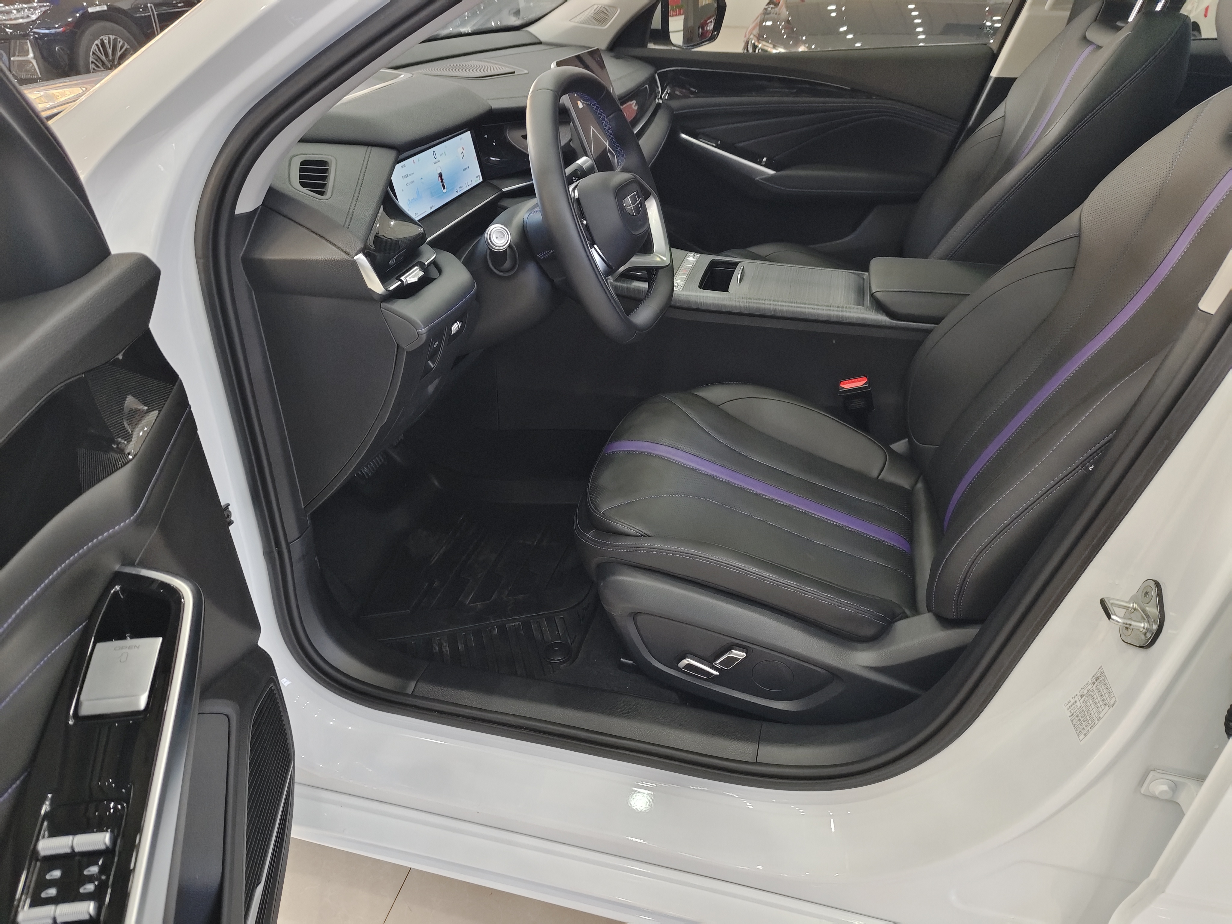 GEELY PrefaceL 2024 car image #8