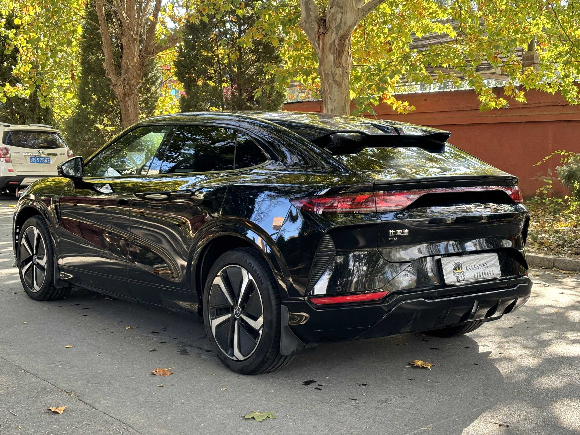 BYD SongL EV 2024 car image #8