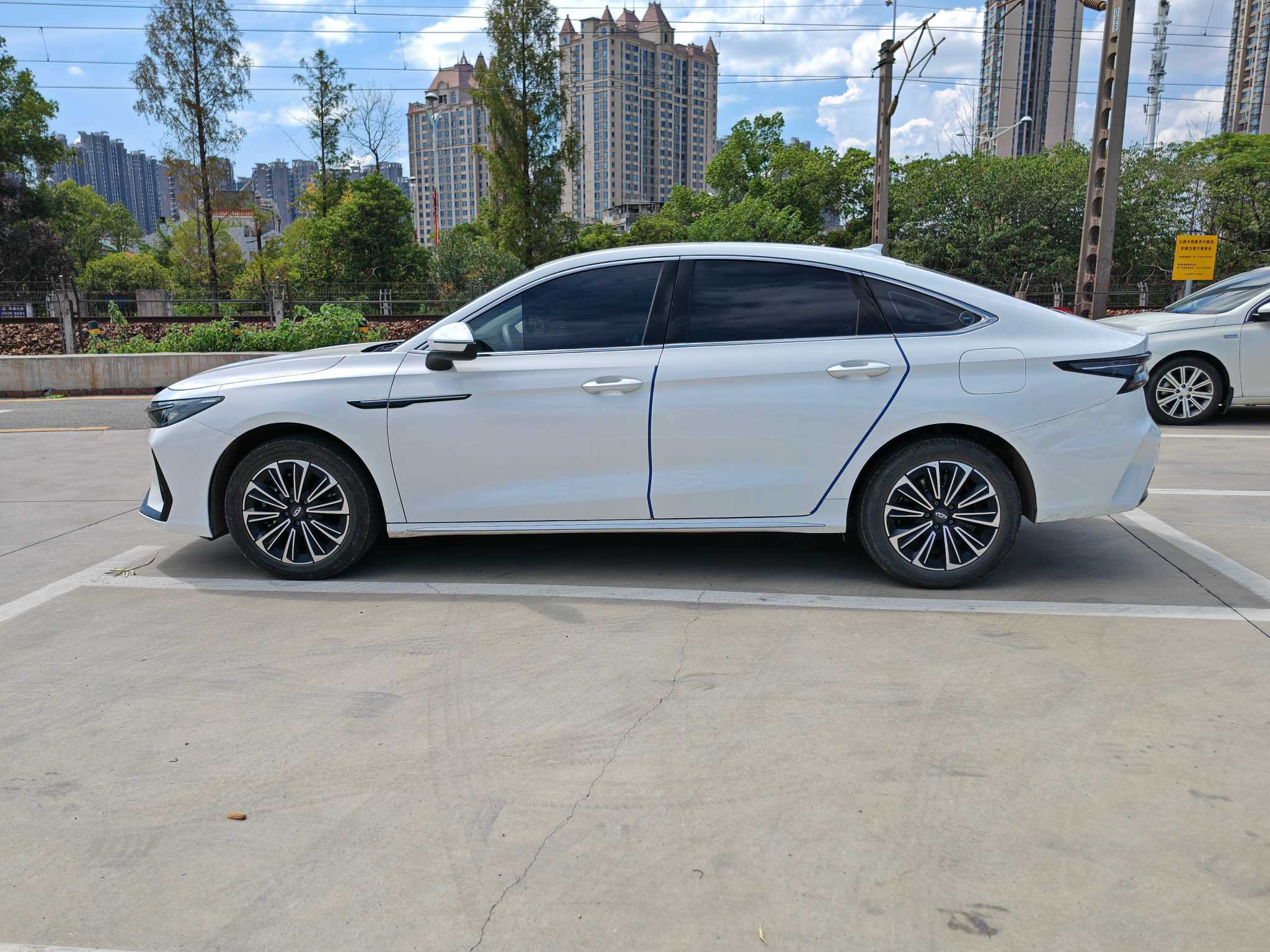 Chery 2024 car image #8