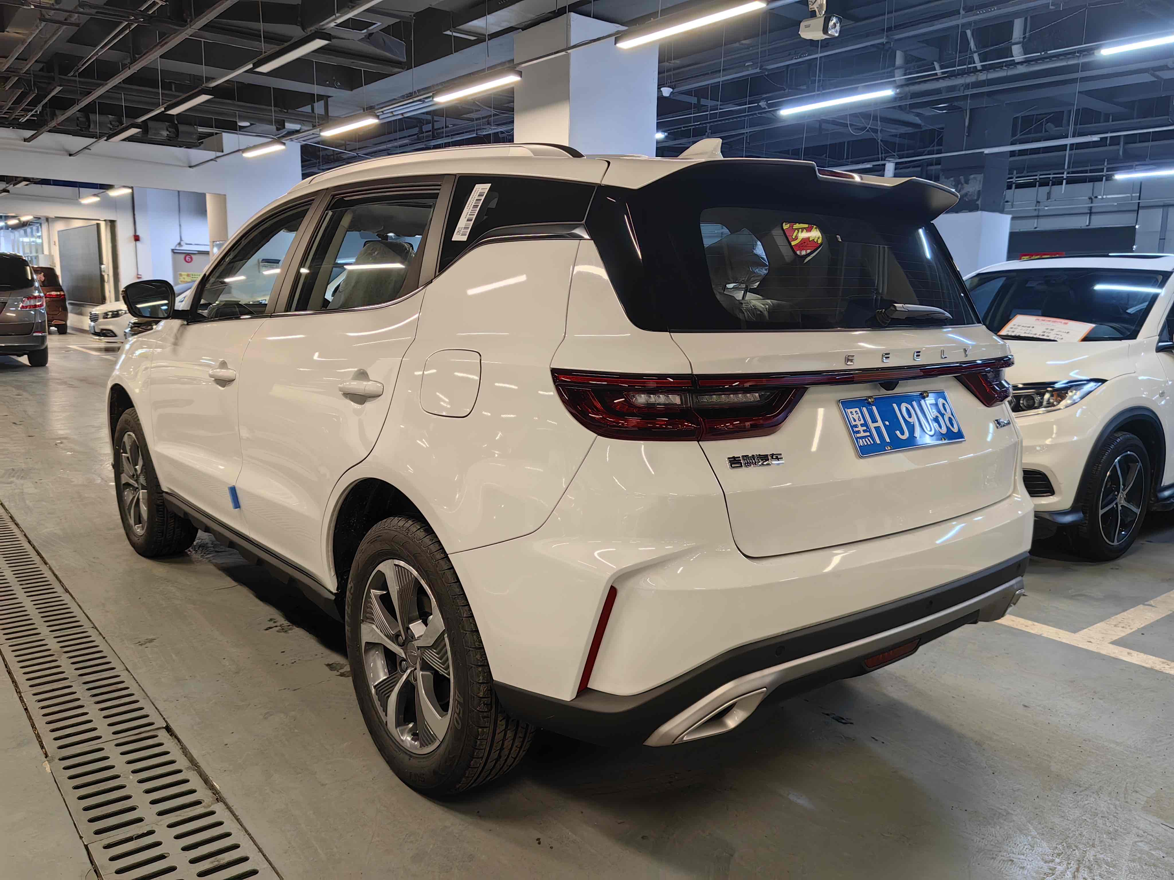 GEELY OkavangoPRO 2025 #8 GEELY OkavangoPRO 2025 car image #8