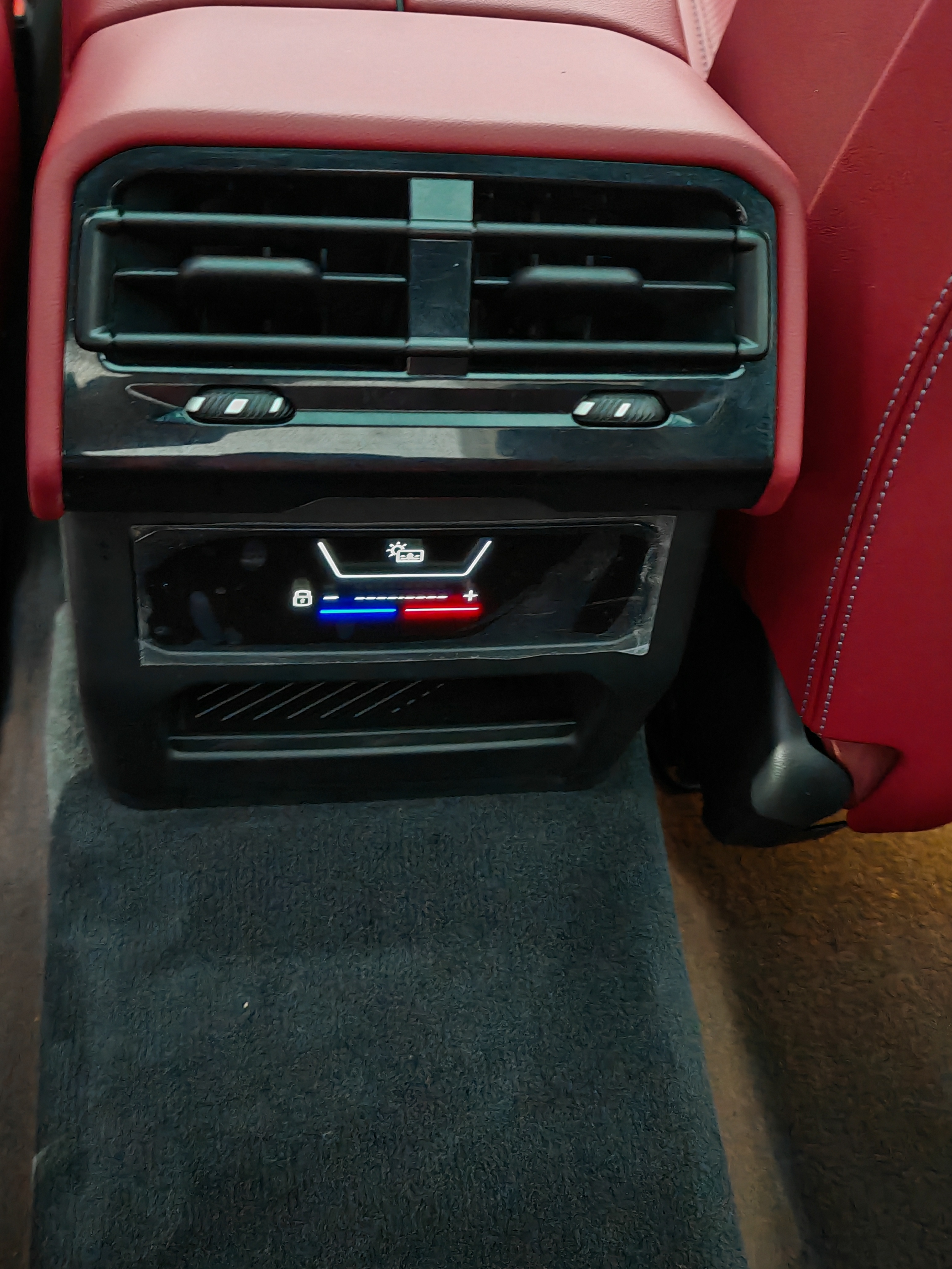 BMW i5 2024 #8 BMW i5 2024 car image #8