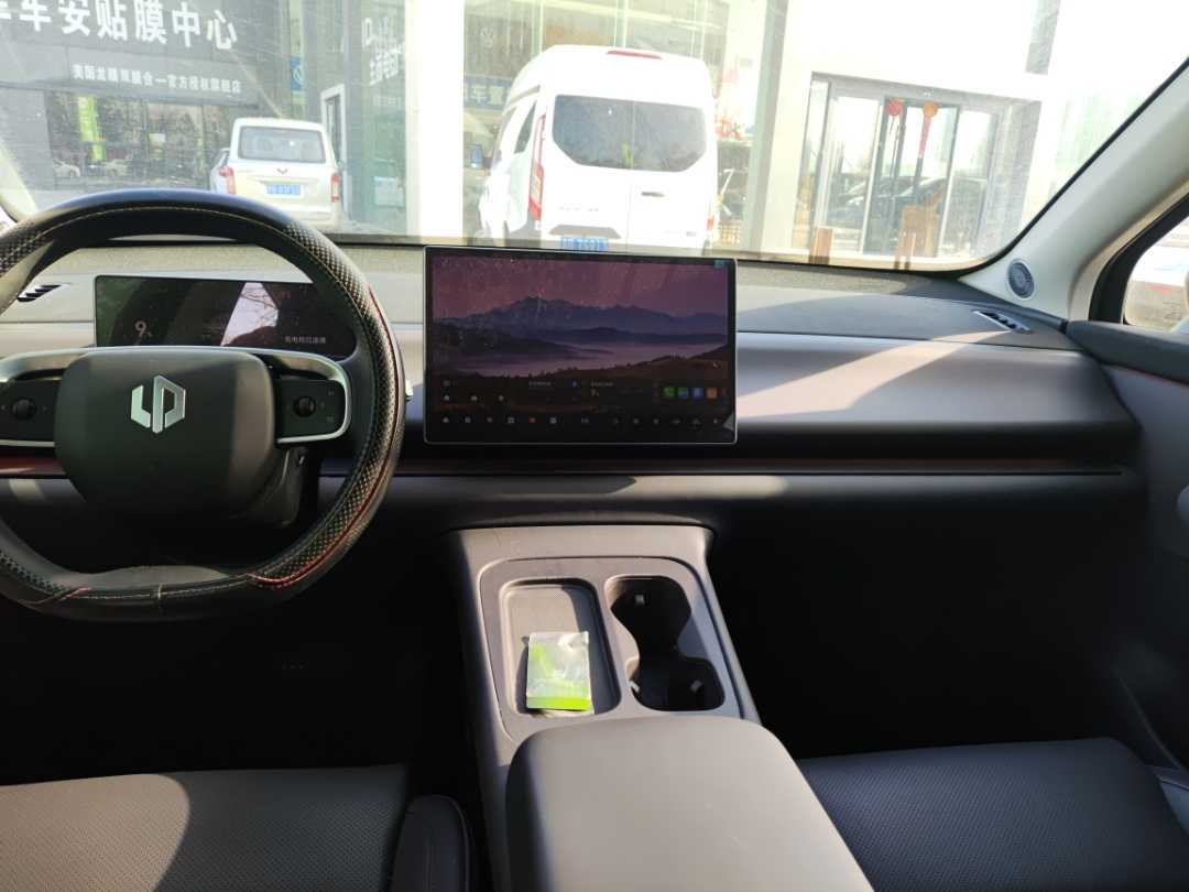 零跑汽车 零跑C10 2024 汽车图片 #8