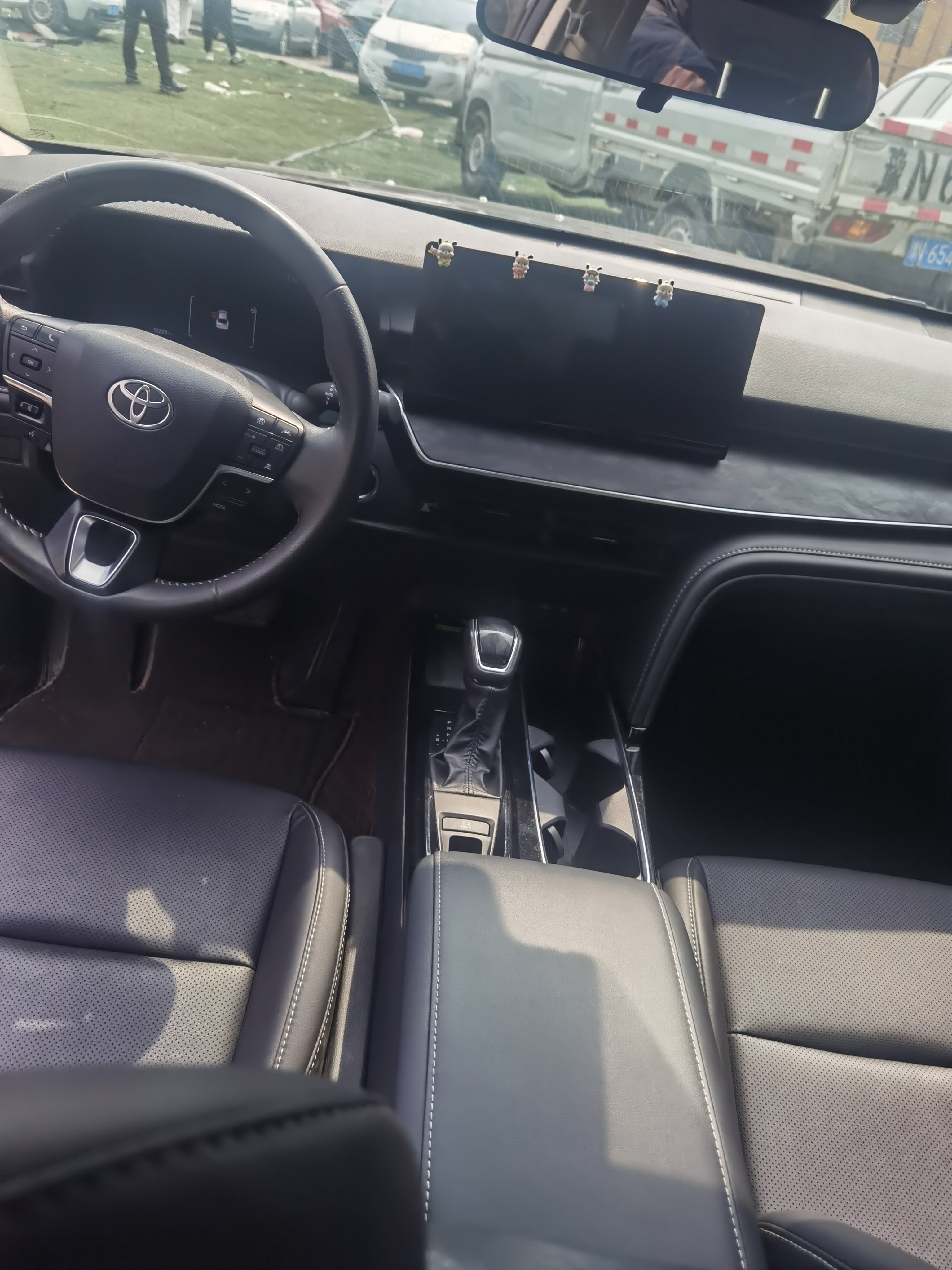 Toyota Camry 2024 car image #8