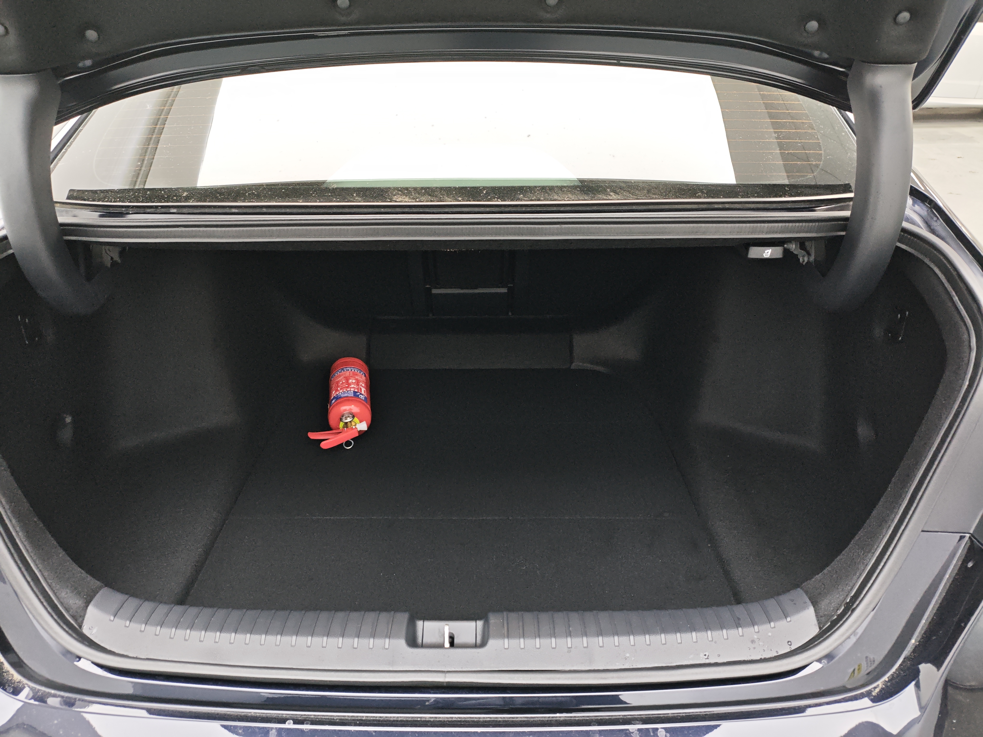 BYD F3R 2024 car image #8