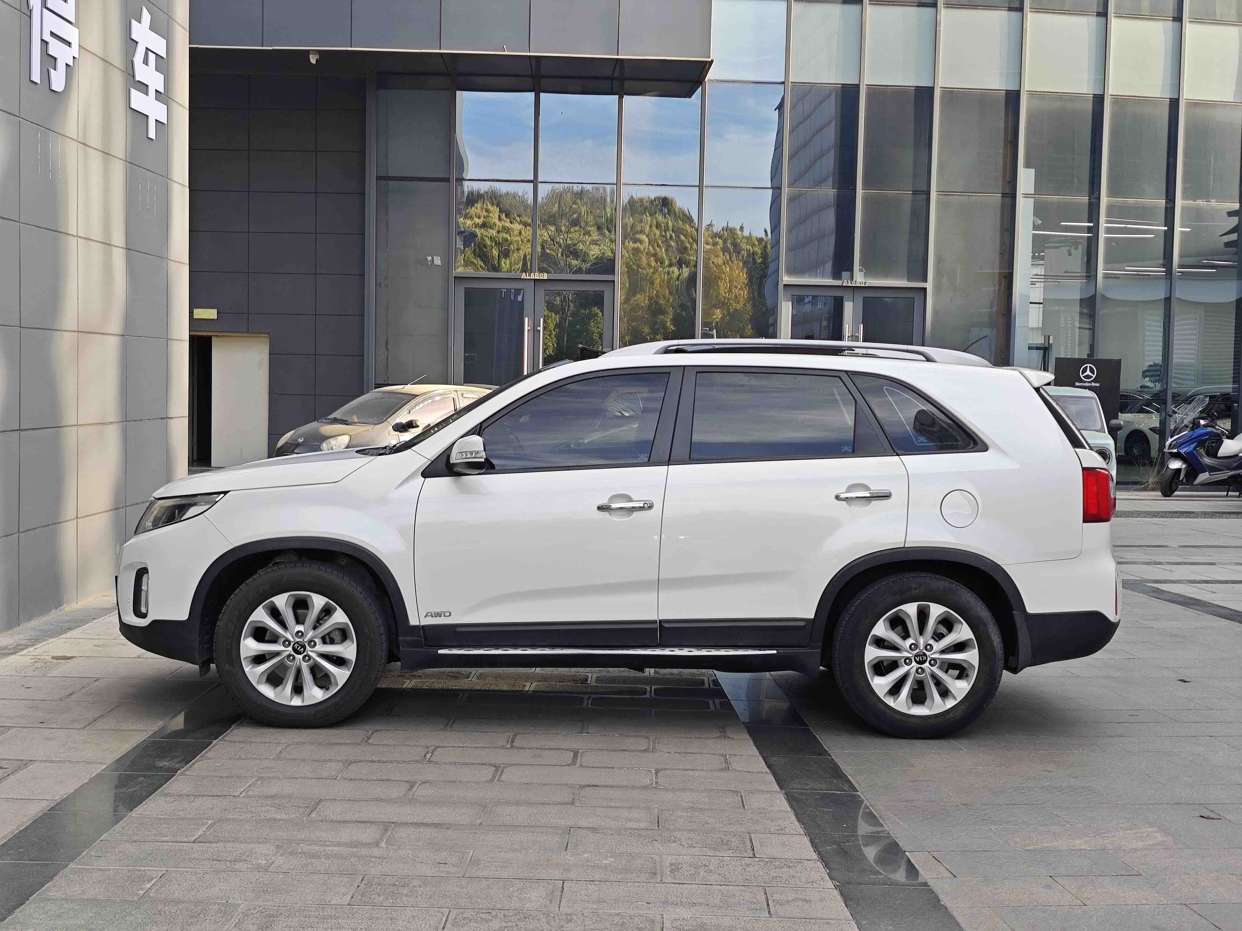 起亚 索兰托 2014 汽车图片 #8