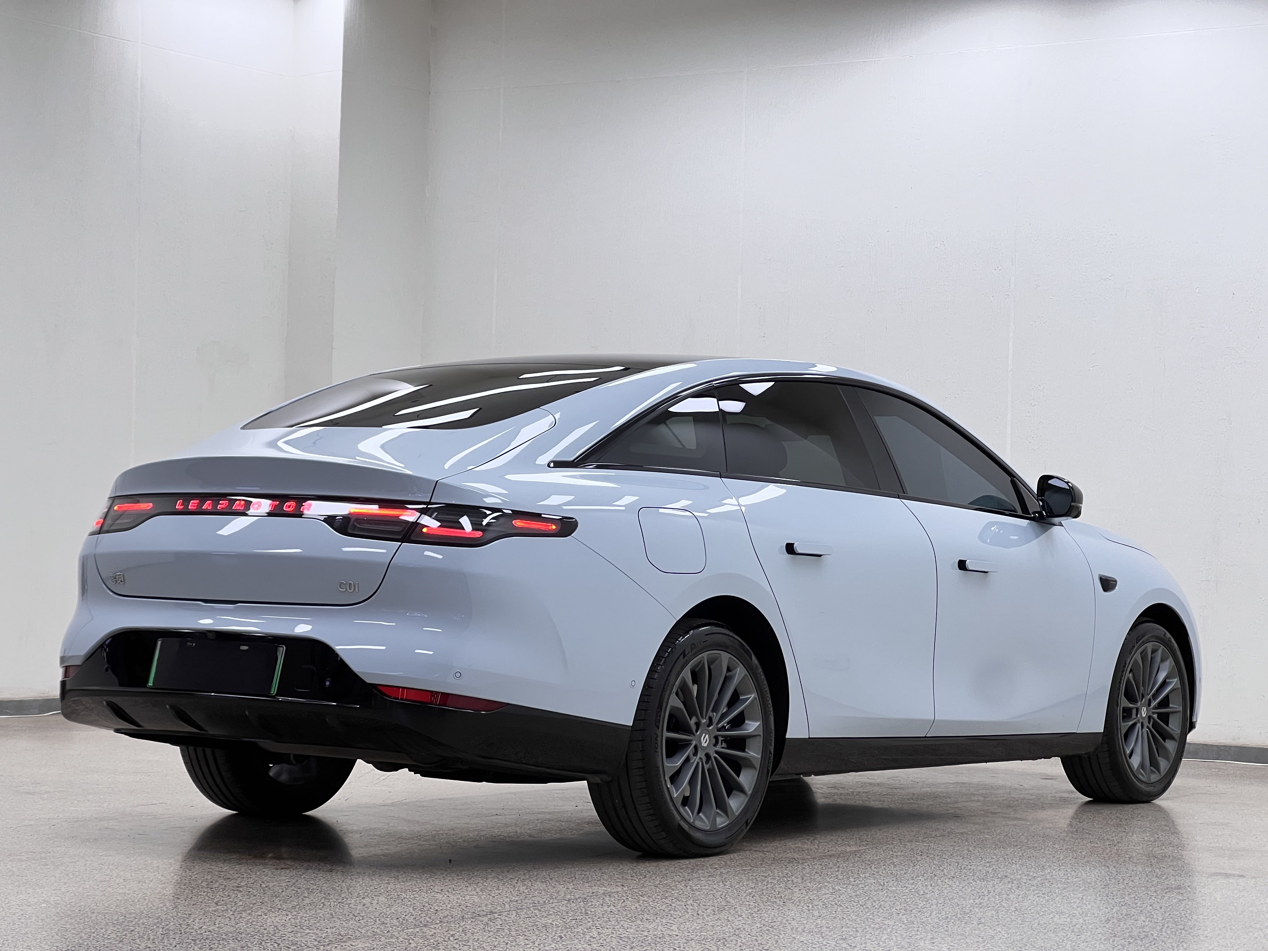 零跑汽车 零跑C01 2025 汽车图片 #8