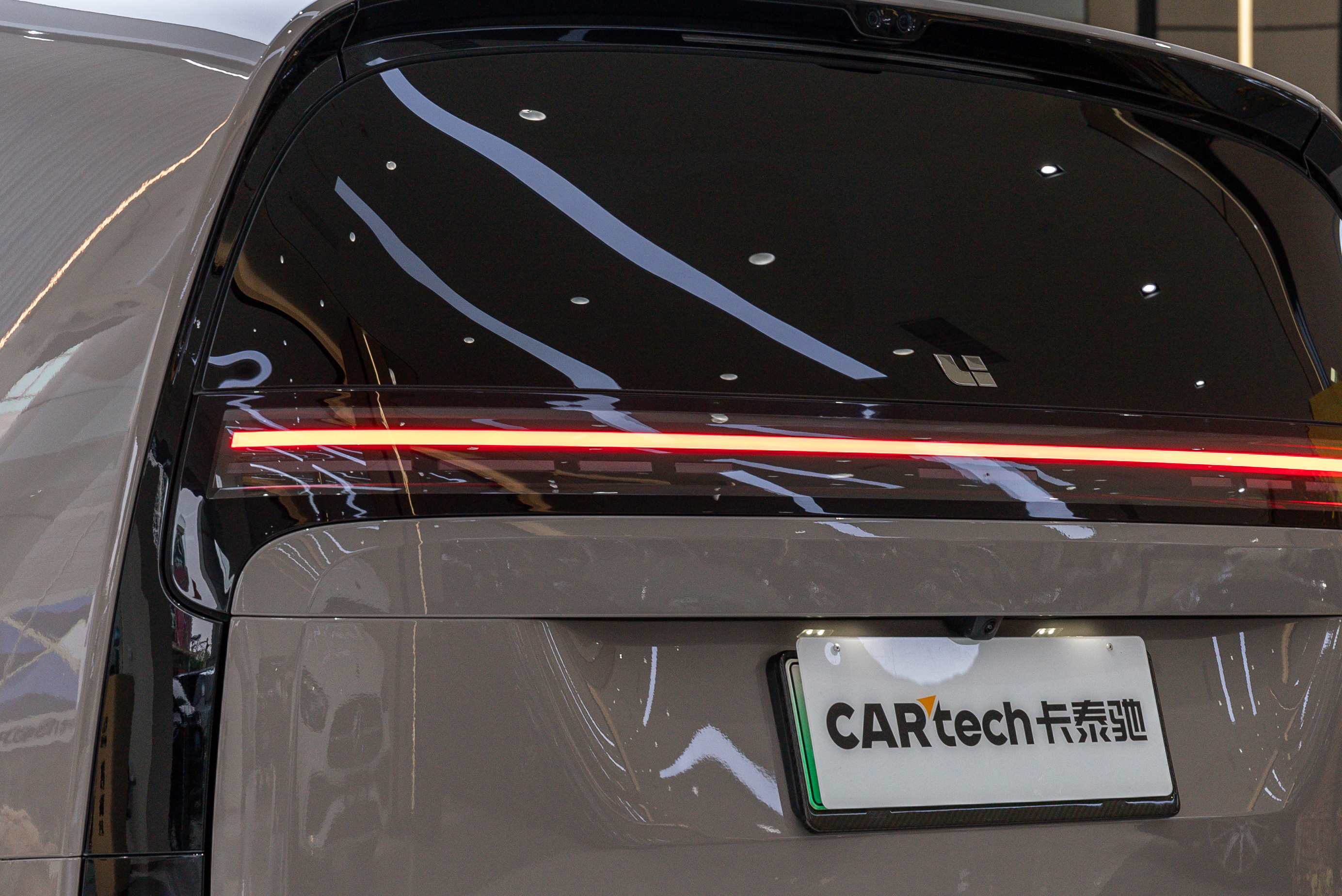 理想汽车 理想MEGA 2024 汽车图片 #8