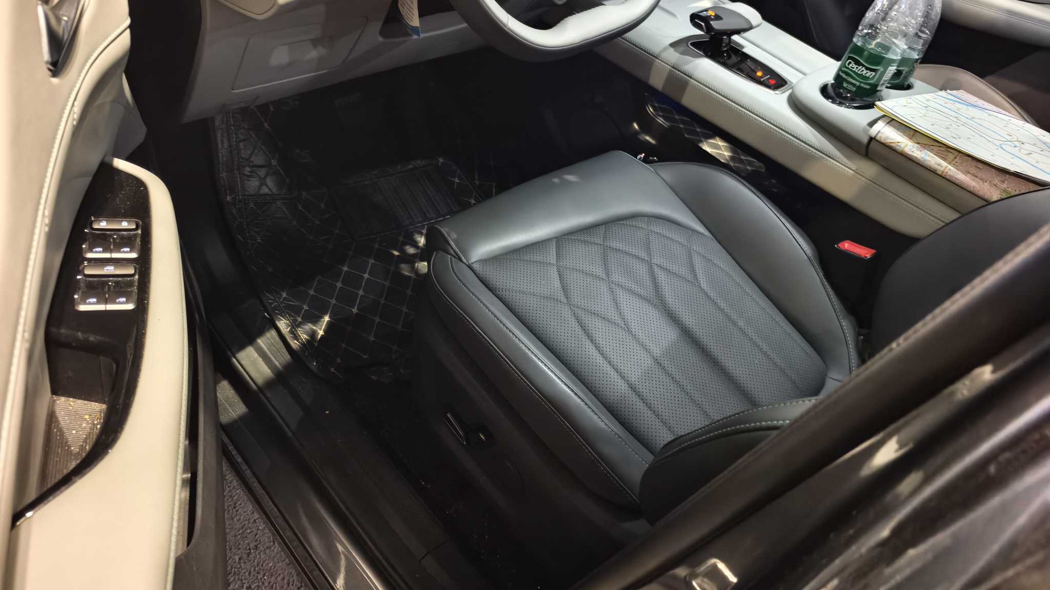 Changan UNI-Z PHEV 2025 car image #8