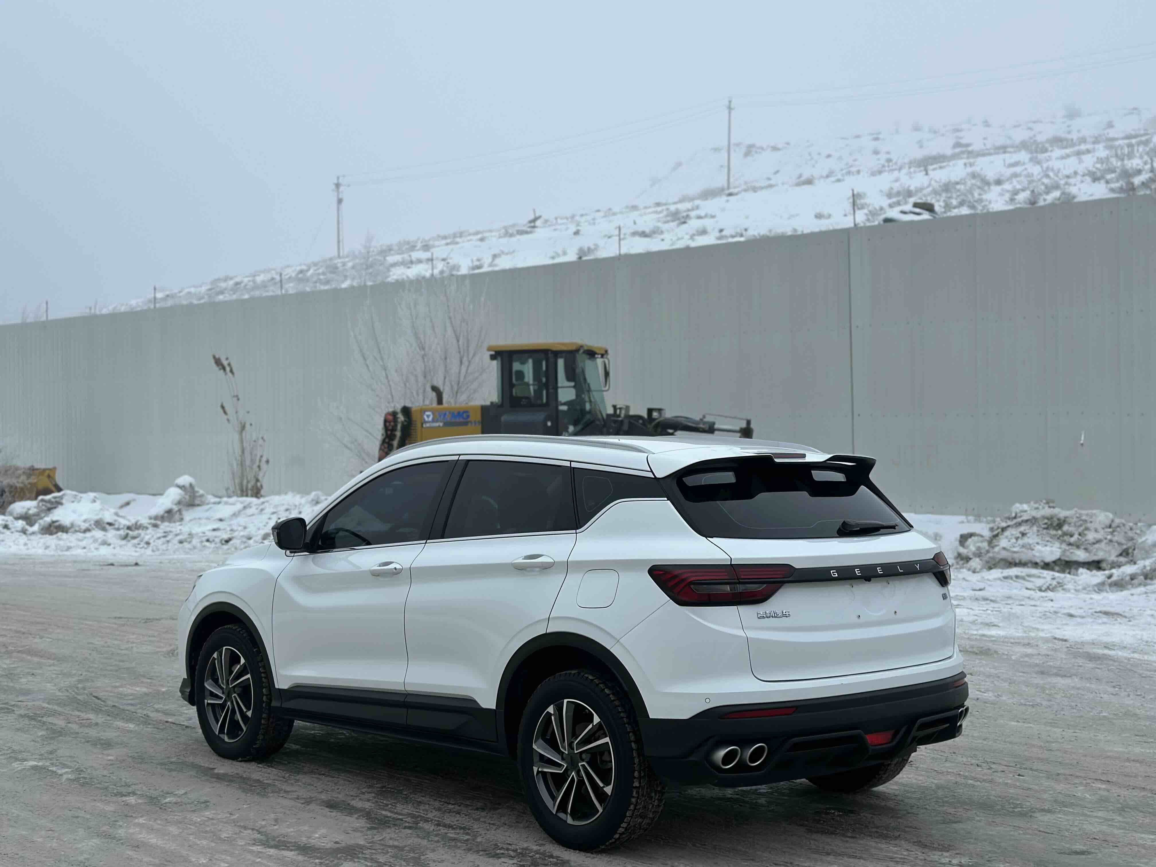 GEELY Coolray 2024 car image #8