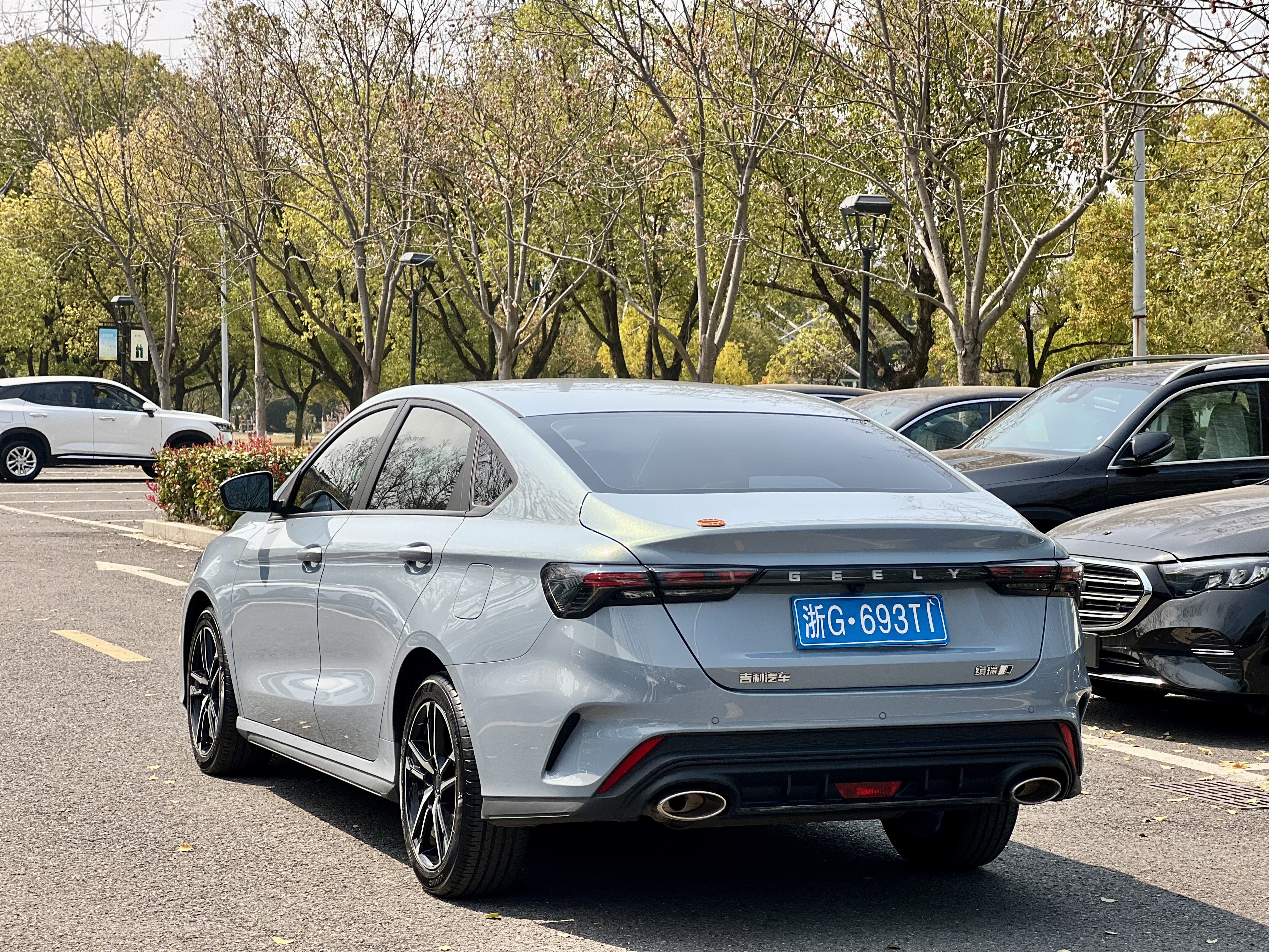 GEELY Binray 2023 car image #8