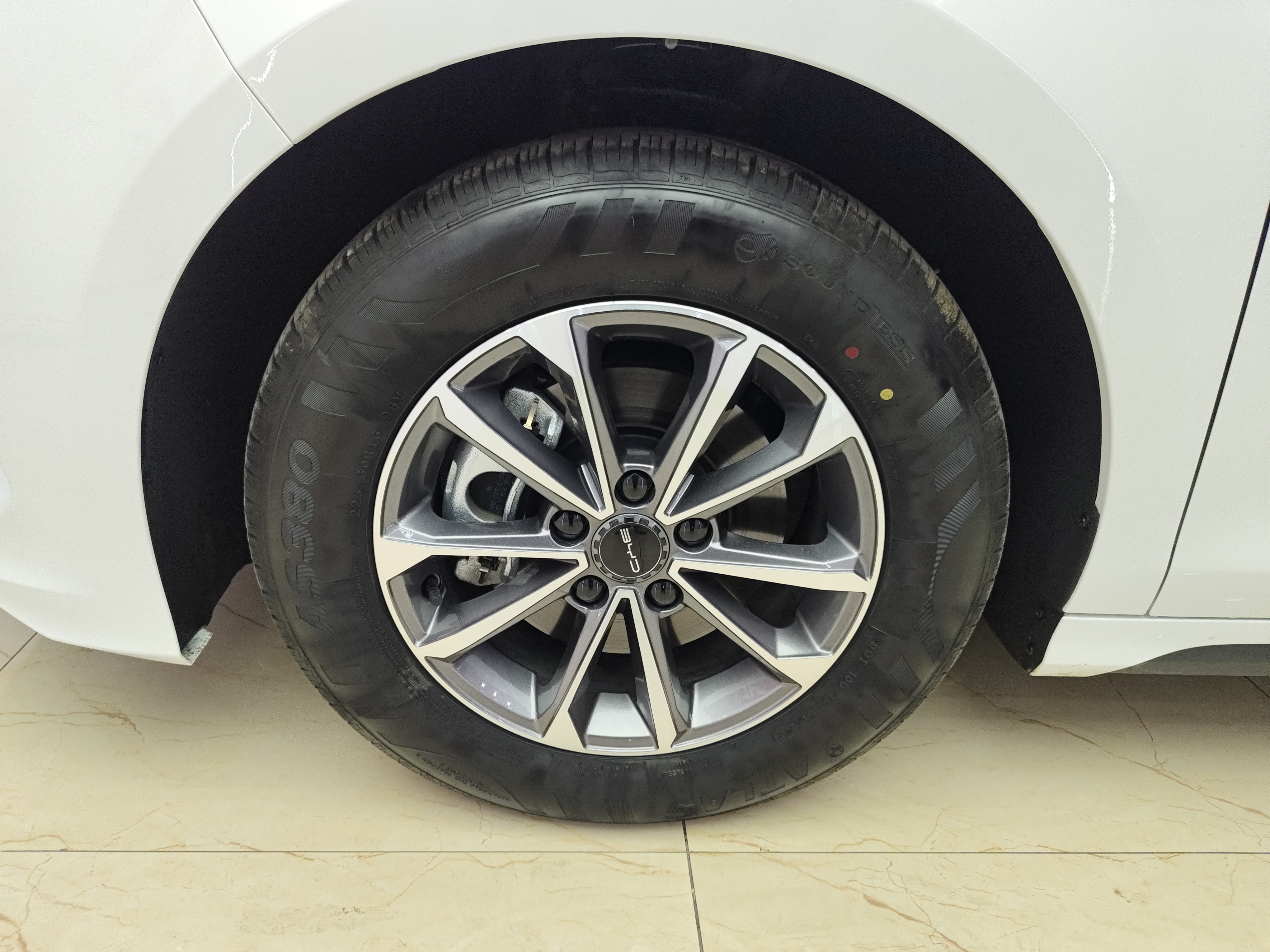 BYD Destroyer 05 2024 car image #8