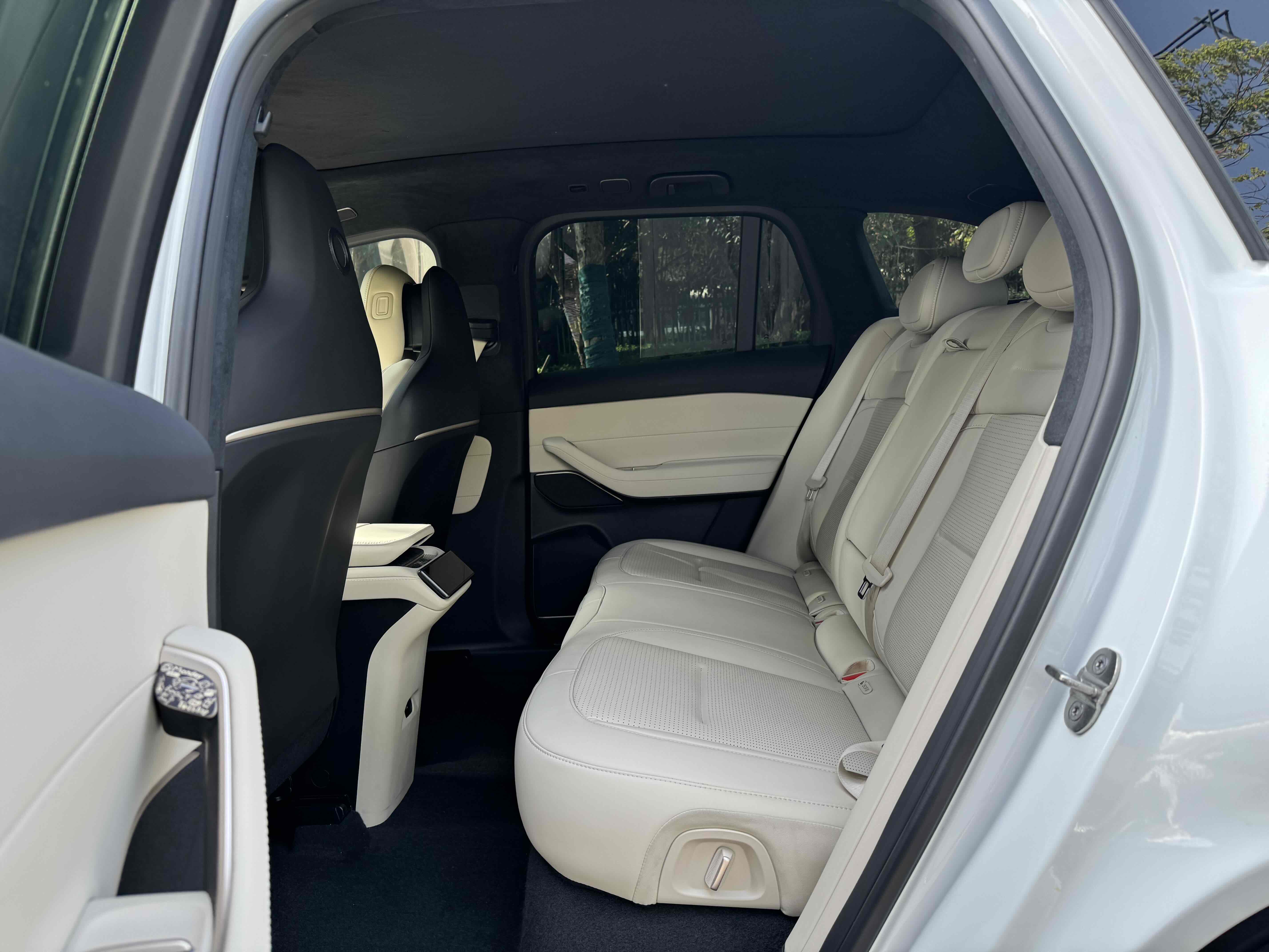 蔚来 蔚来ES6 2024 汽车图片 #8