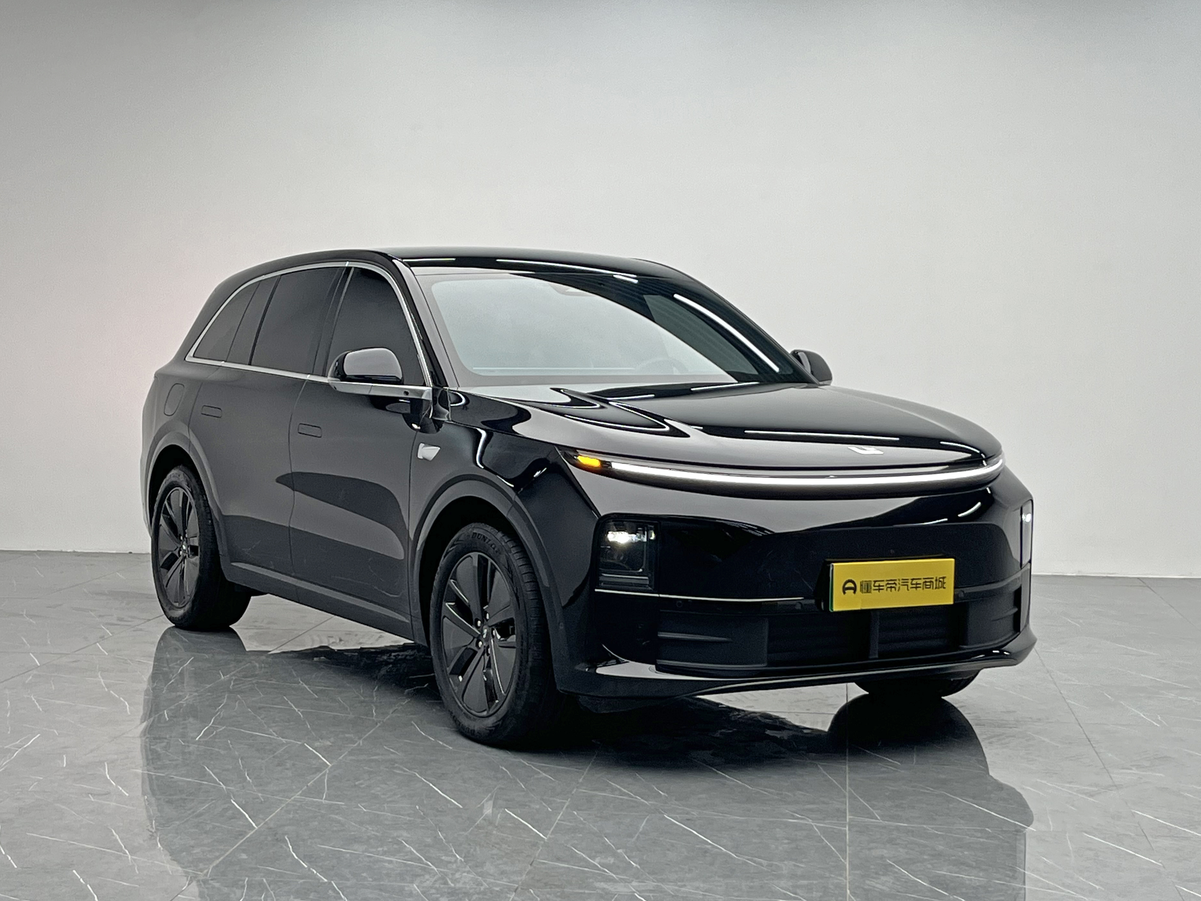 Li L6 2025 image de voiture #8