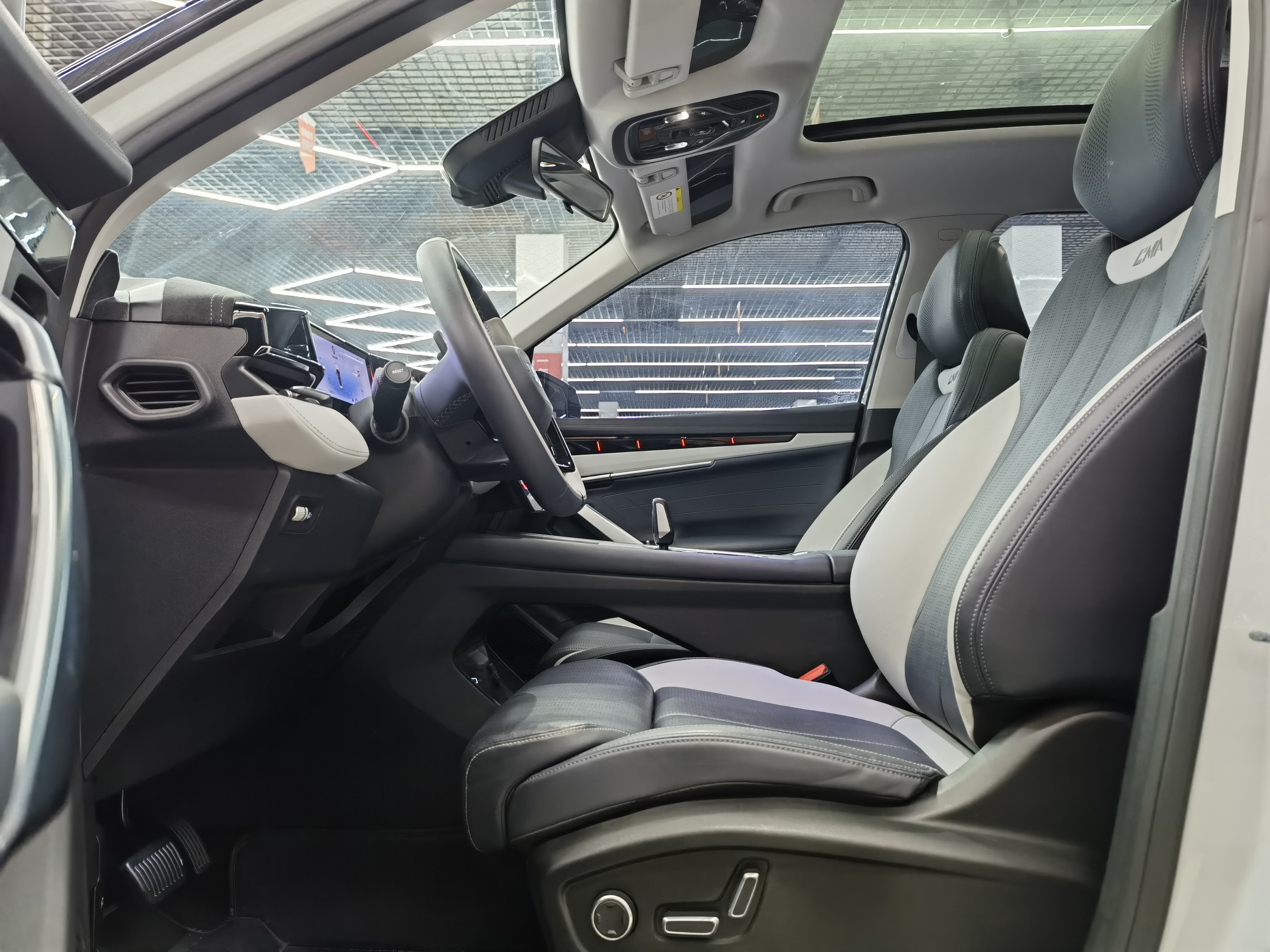 GEELY Boyue L 2024 #8 GEELY Boyue L 2024 car image #8