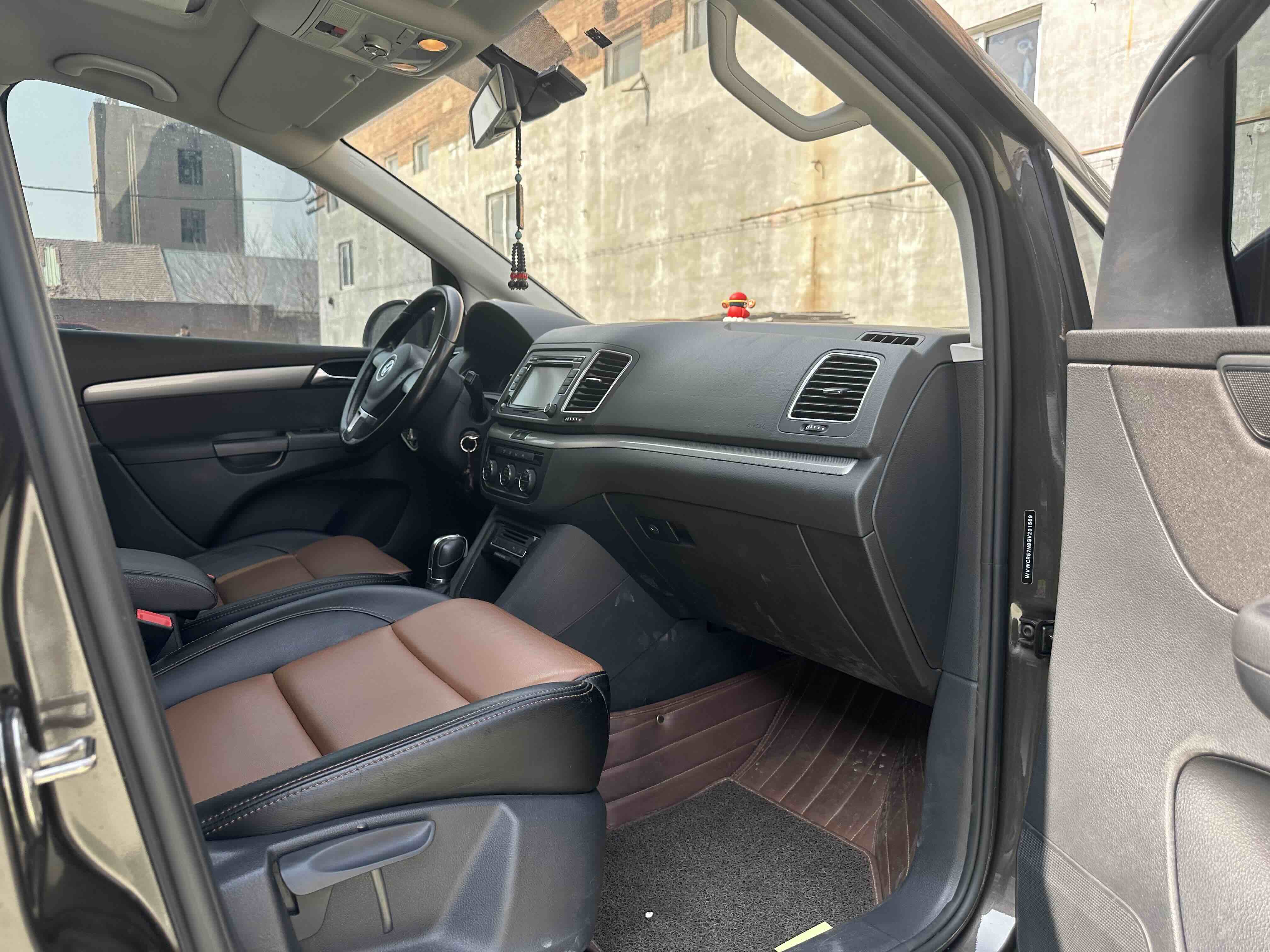 Volkswagen Sharan 2016 immagine di auto #8