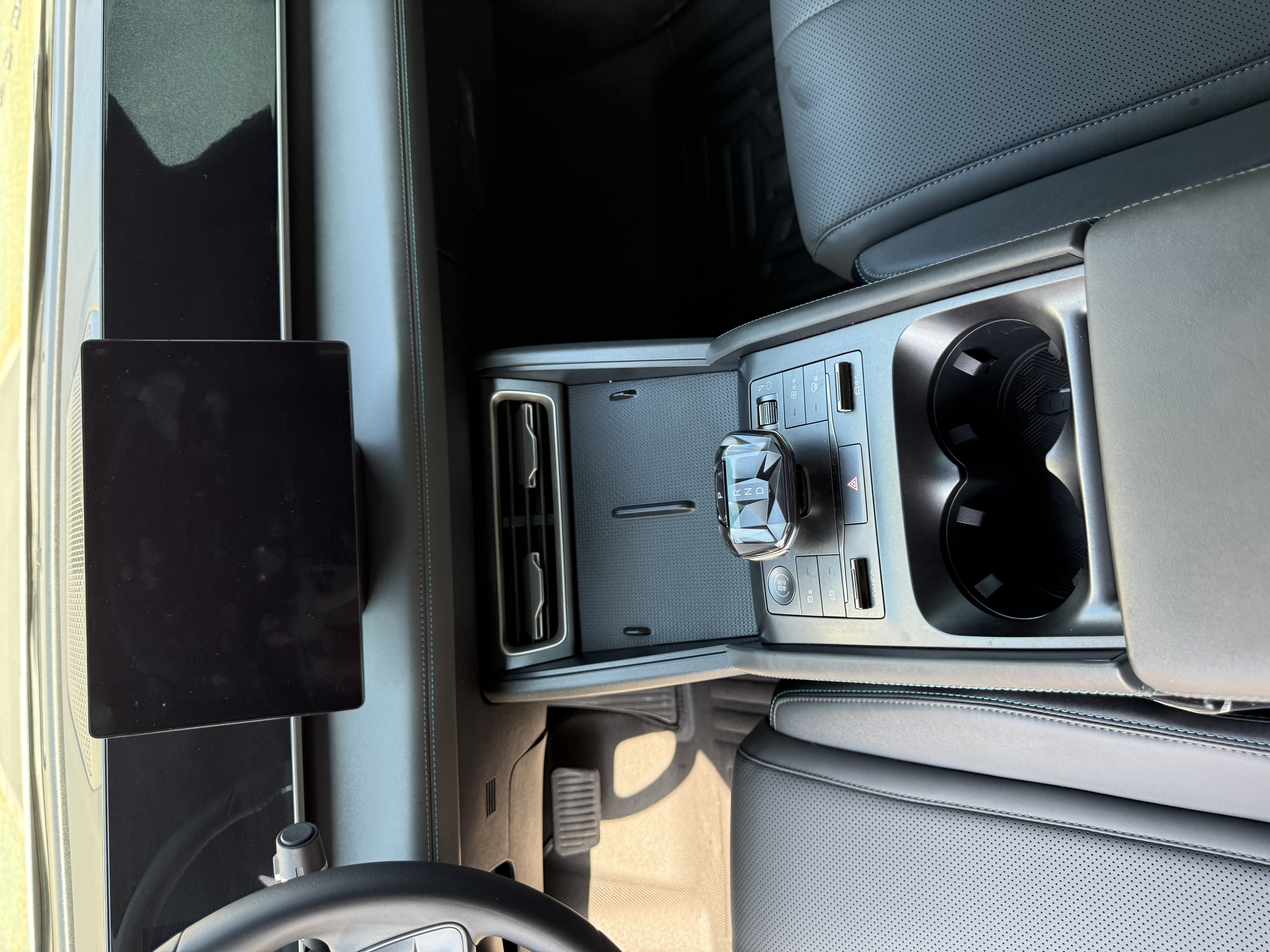 BYD Qin L 2024 #8 BYD Qin L 2024 car image #8