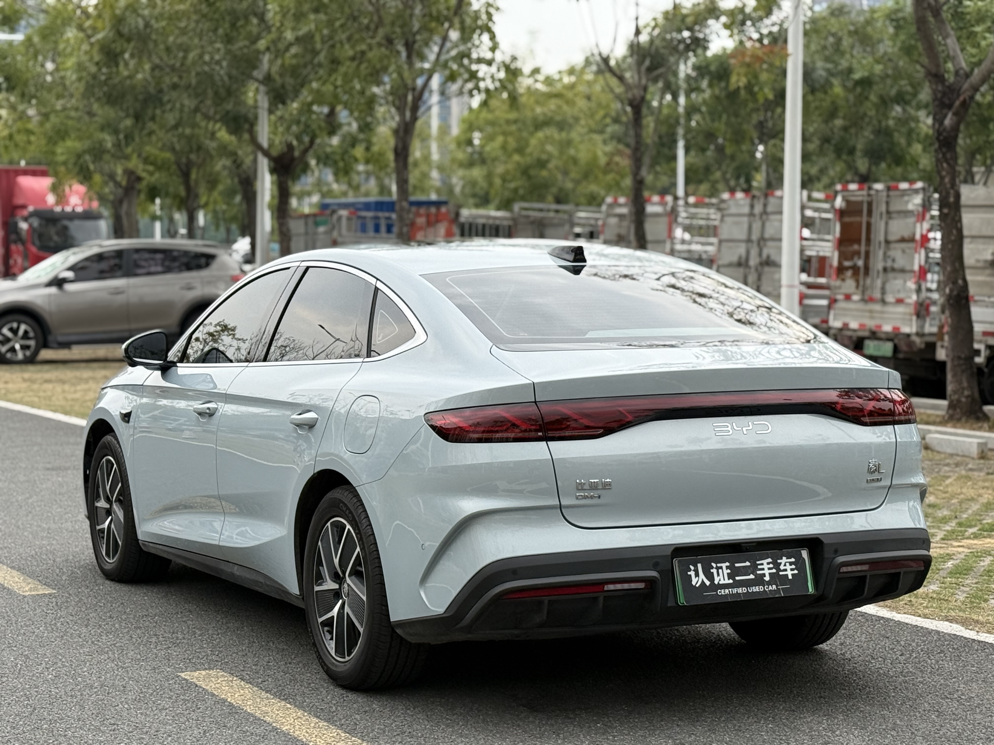 BYD Qin L 2025 car image #8