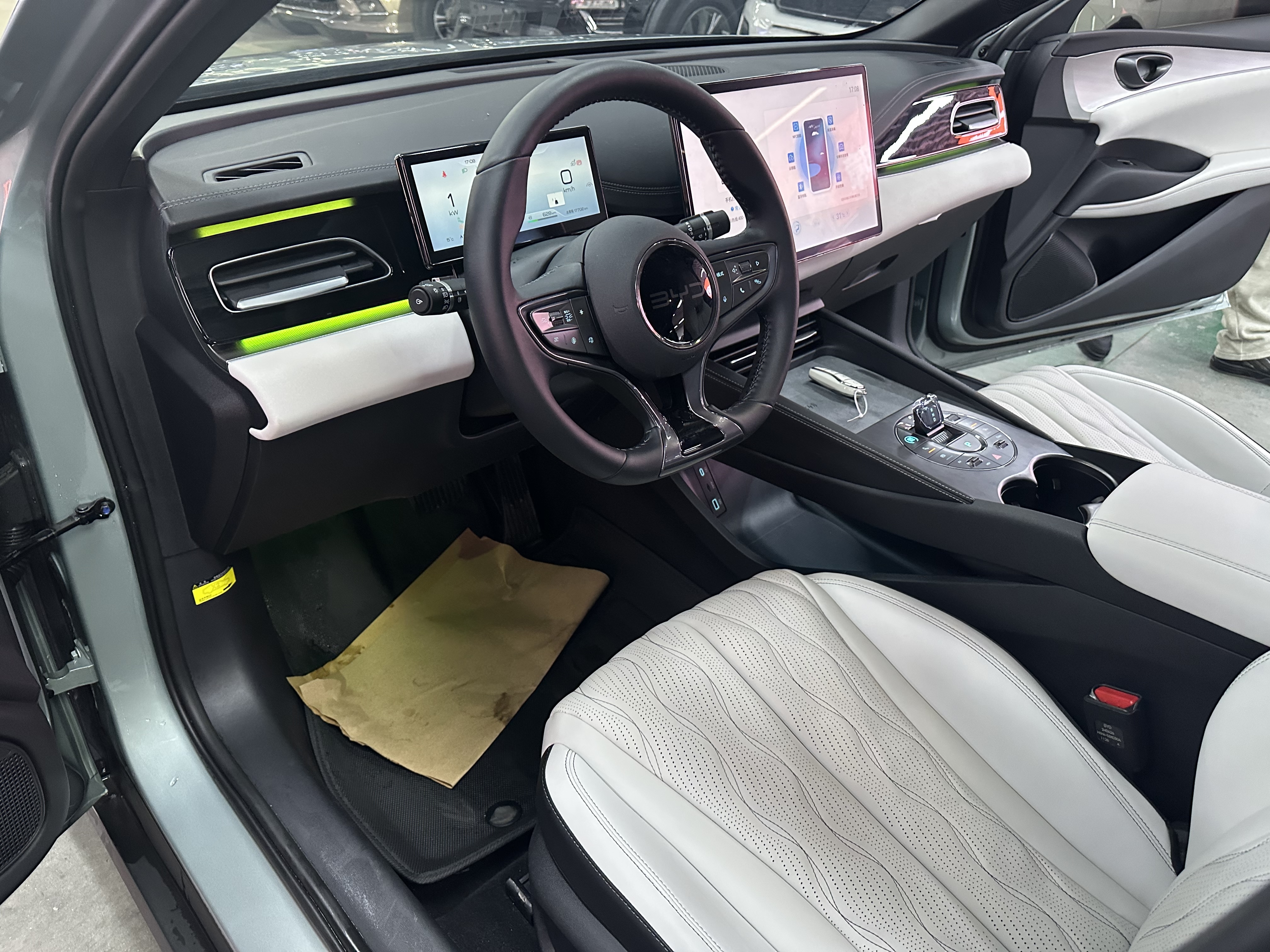 BYD Seal 06 New Energy 2024 car image #8